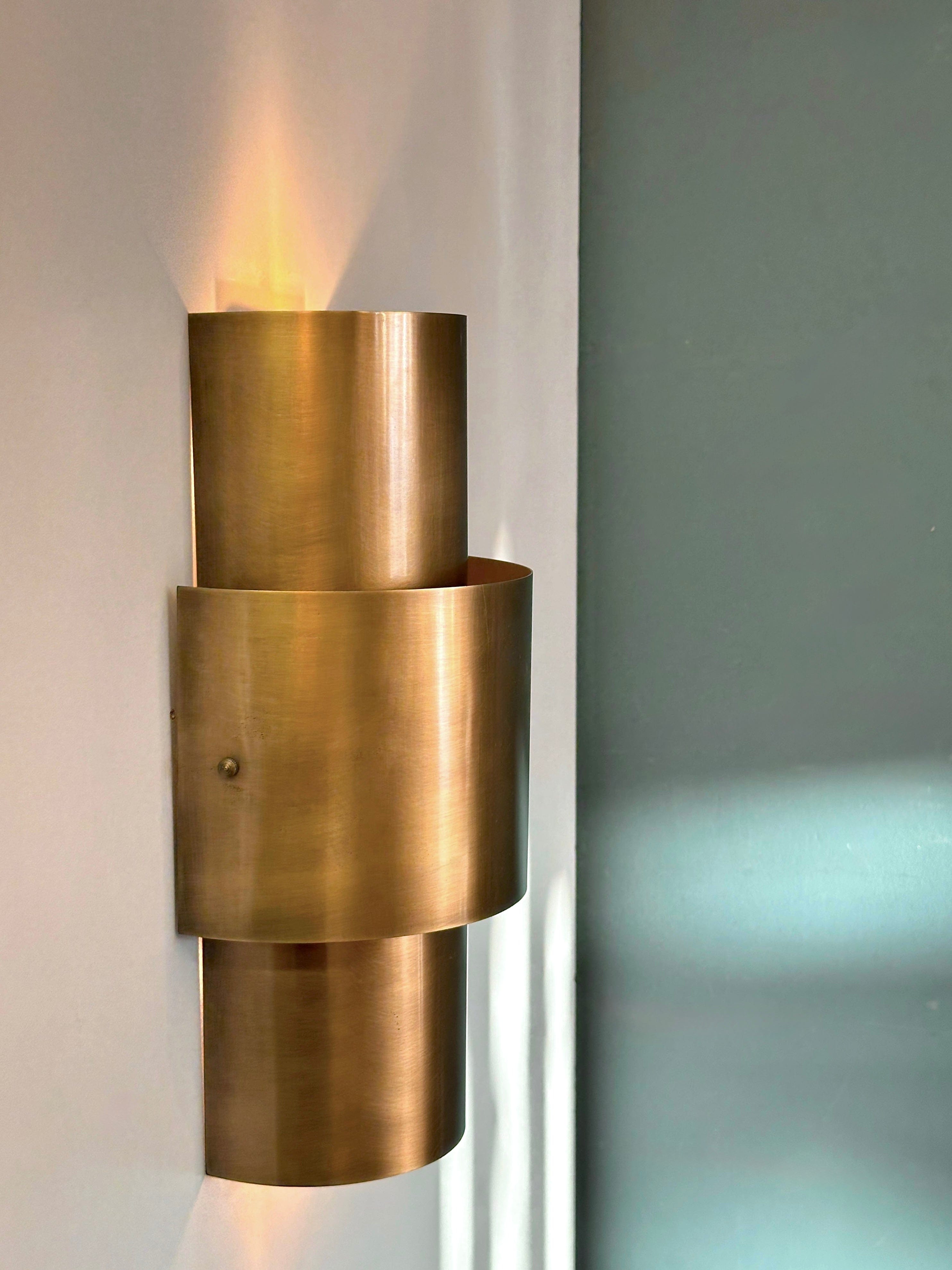 Arel Lighting Antique Brass MESSINA Wall Sconce