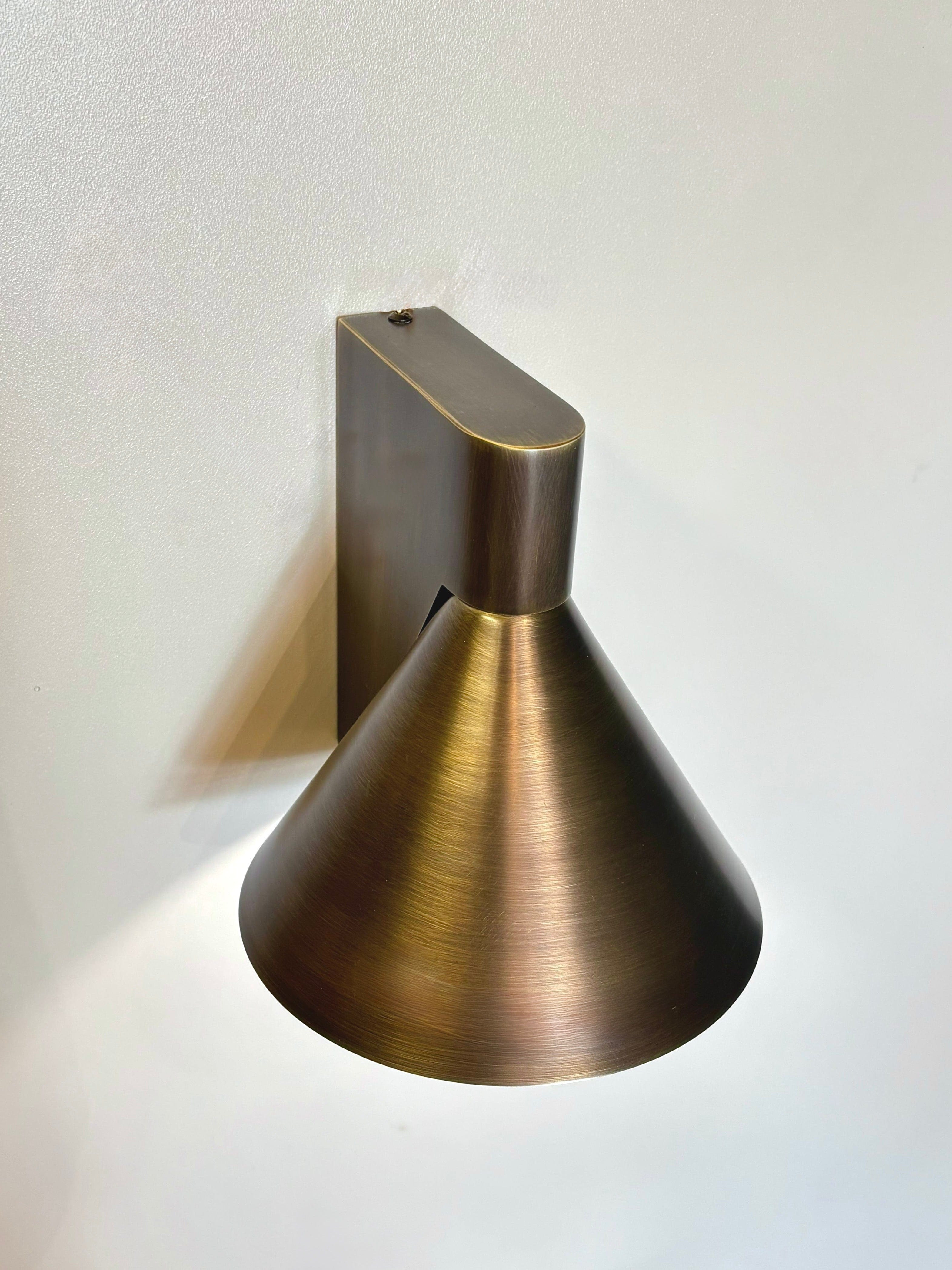 Arel Lighting Antique Brass MODICA Wall Sconce