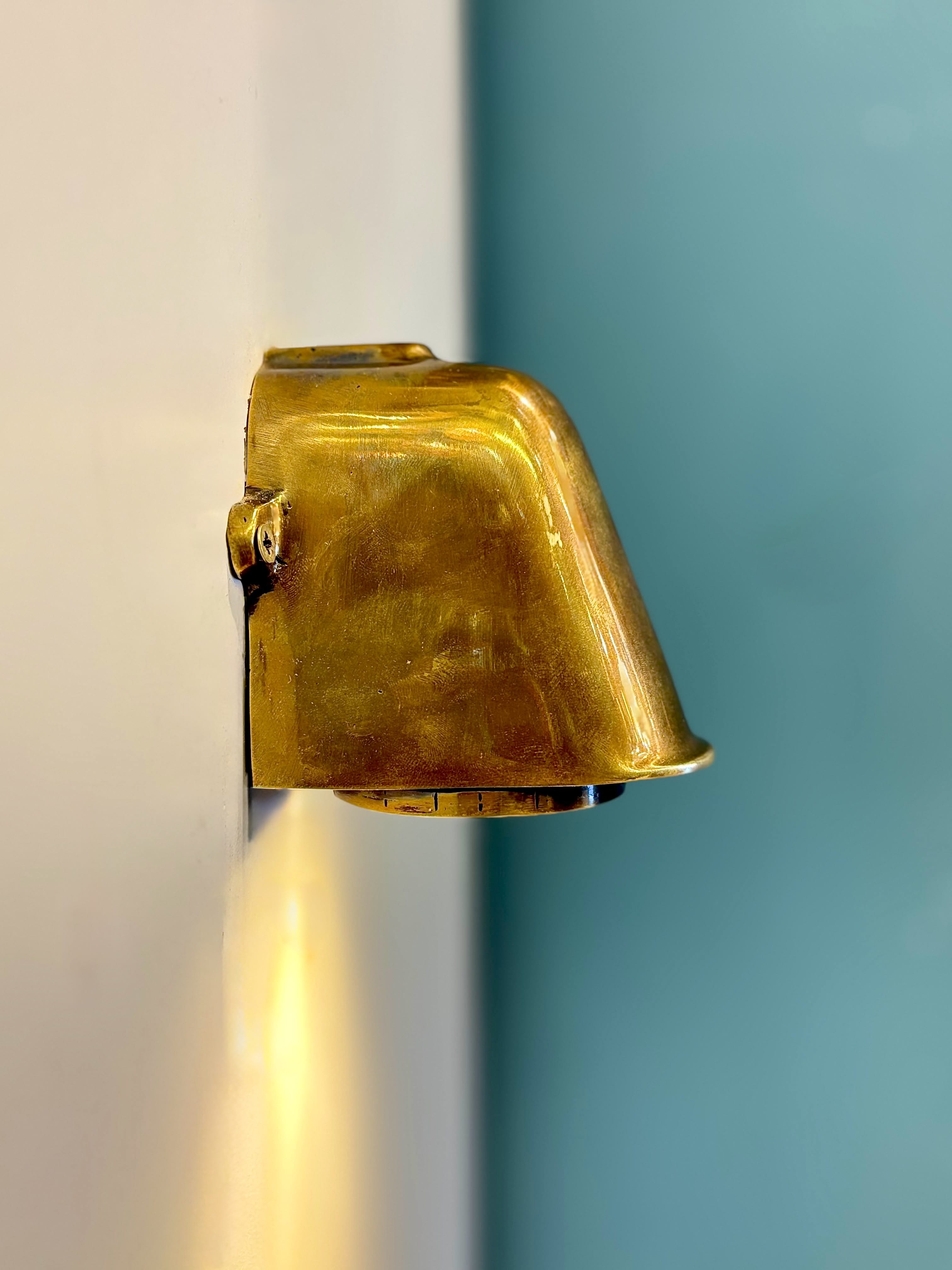 Arel Lighting Antique Brass TERMO Brass Casting Wall Sconce