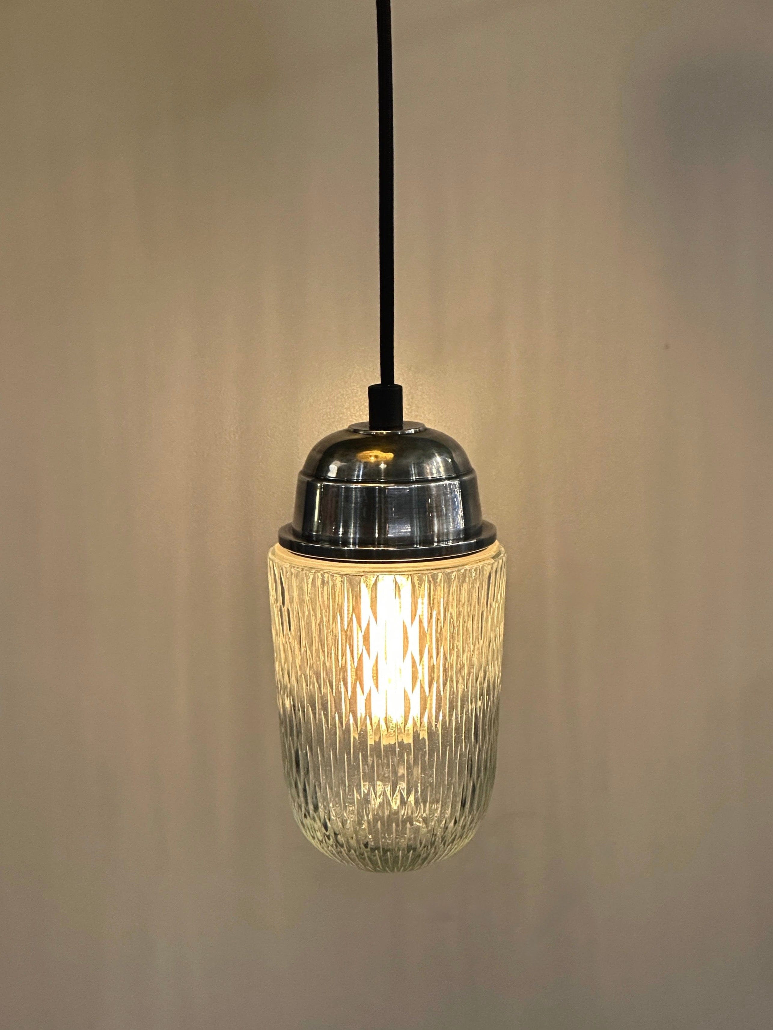 Arel Lighting Antique Silver YETRE GLass Pendant