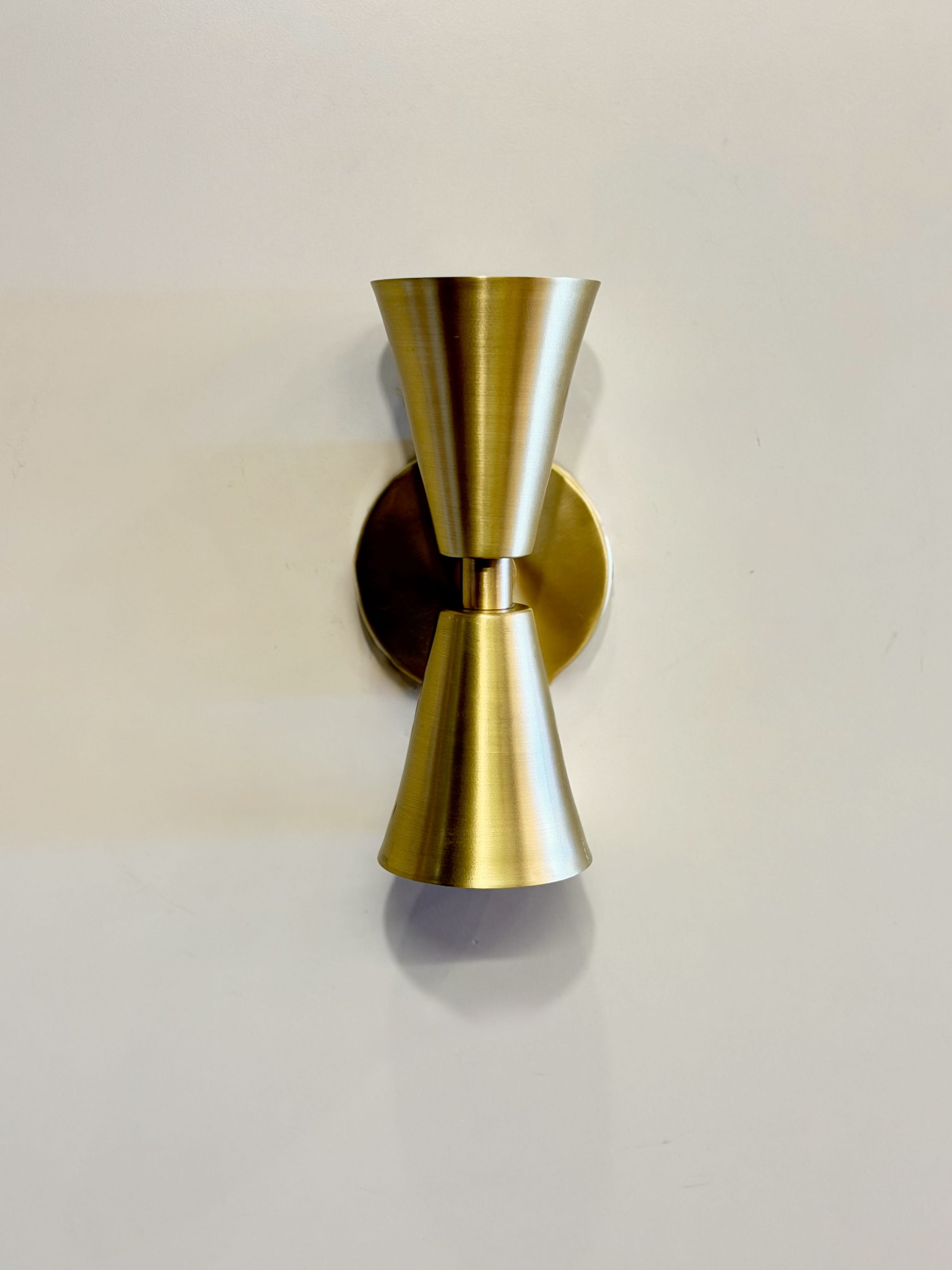 Arel Lighting APATIN Two Way Wall Sconce Lighting