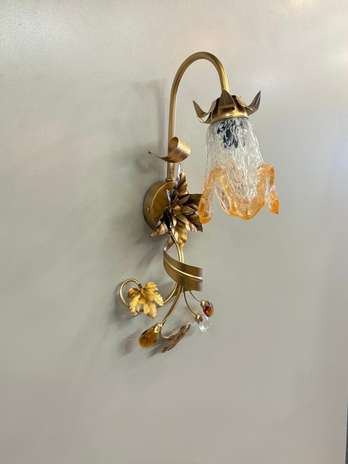 Arel Lighting ARMEN Flower Wall Sconce