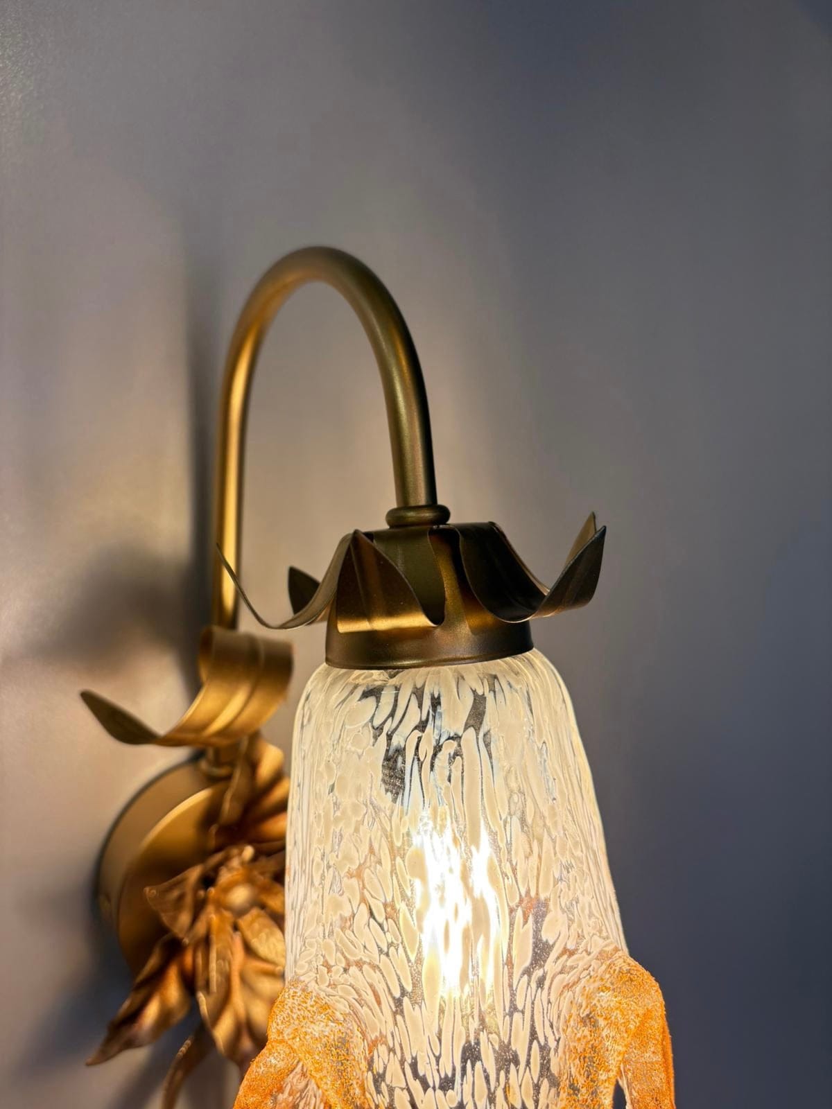 Arel Lighting ARMEN Flower Wall Sconce