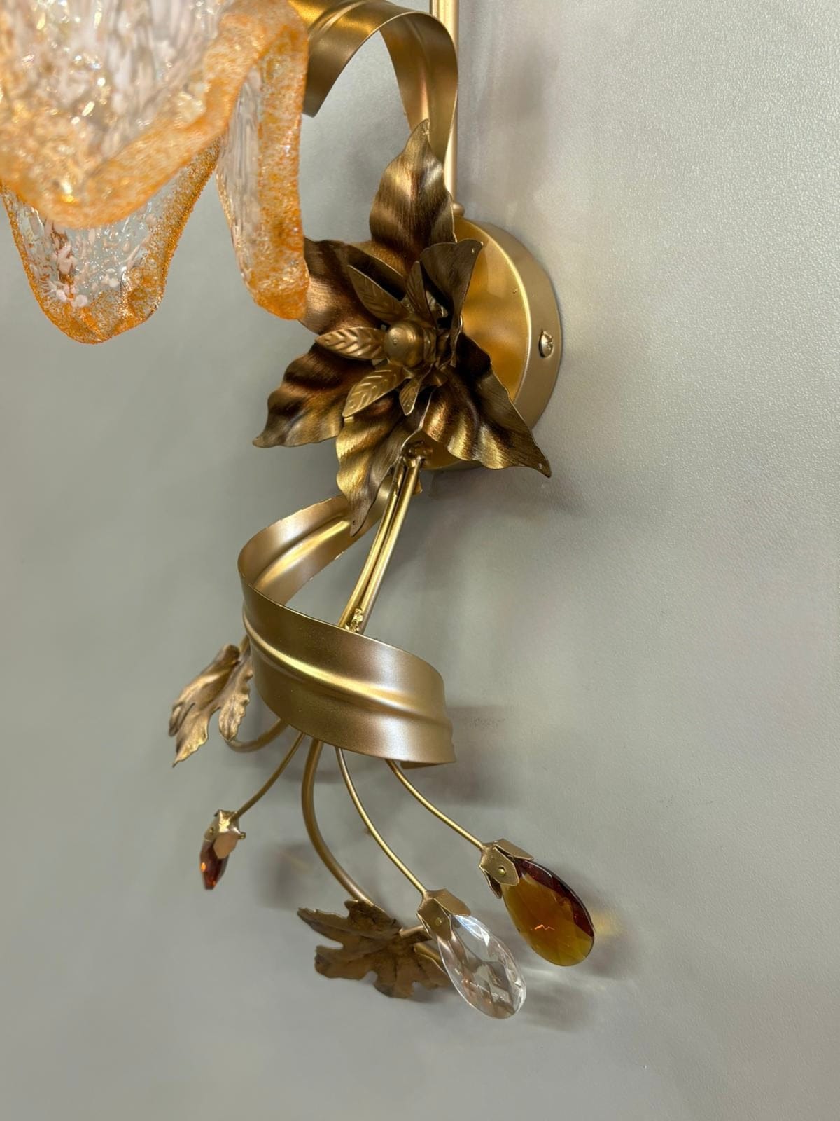 Arel Lighting ARMEN Flower Wall Sconce