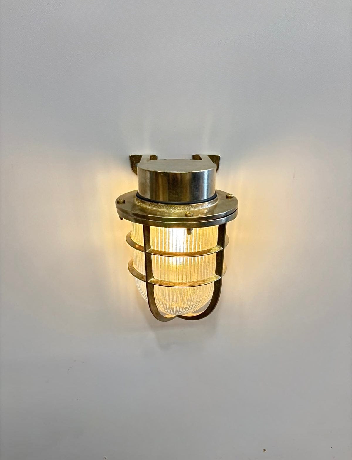 Arel Lighting BACENO GRANDE Brass Nautical Wall Sconce