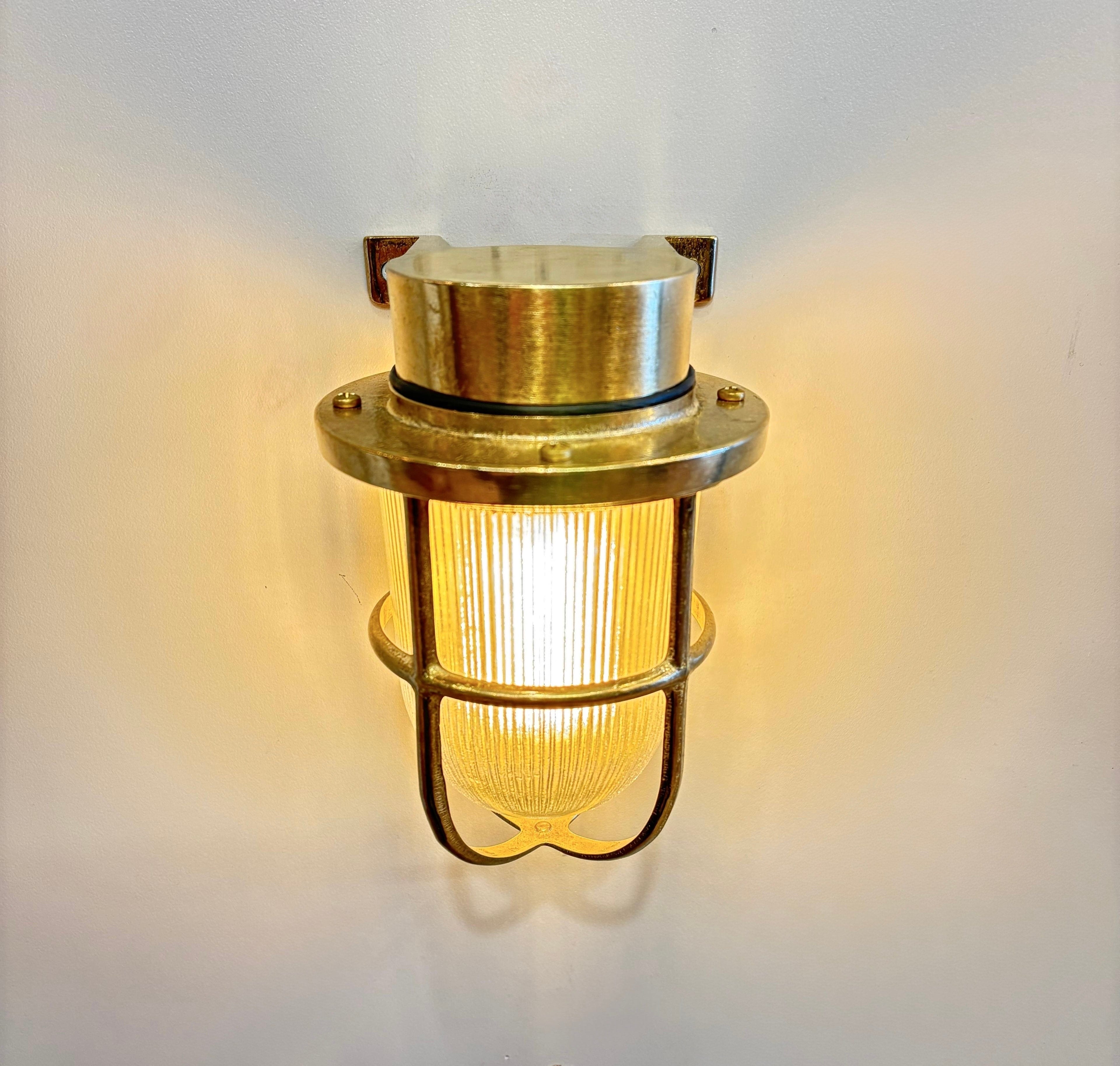 Arel Lighting BACENO MEDIUM Brass Nautical Wall Sconce