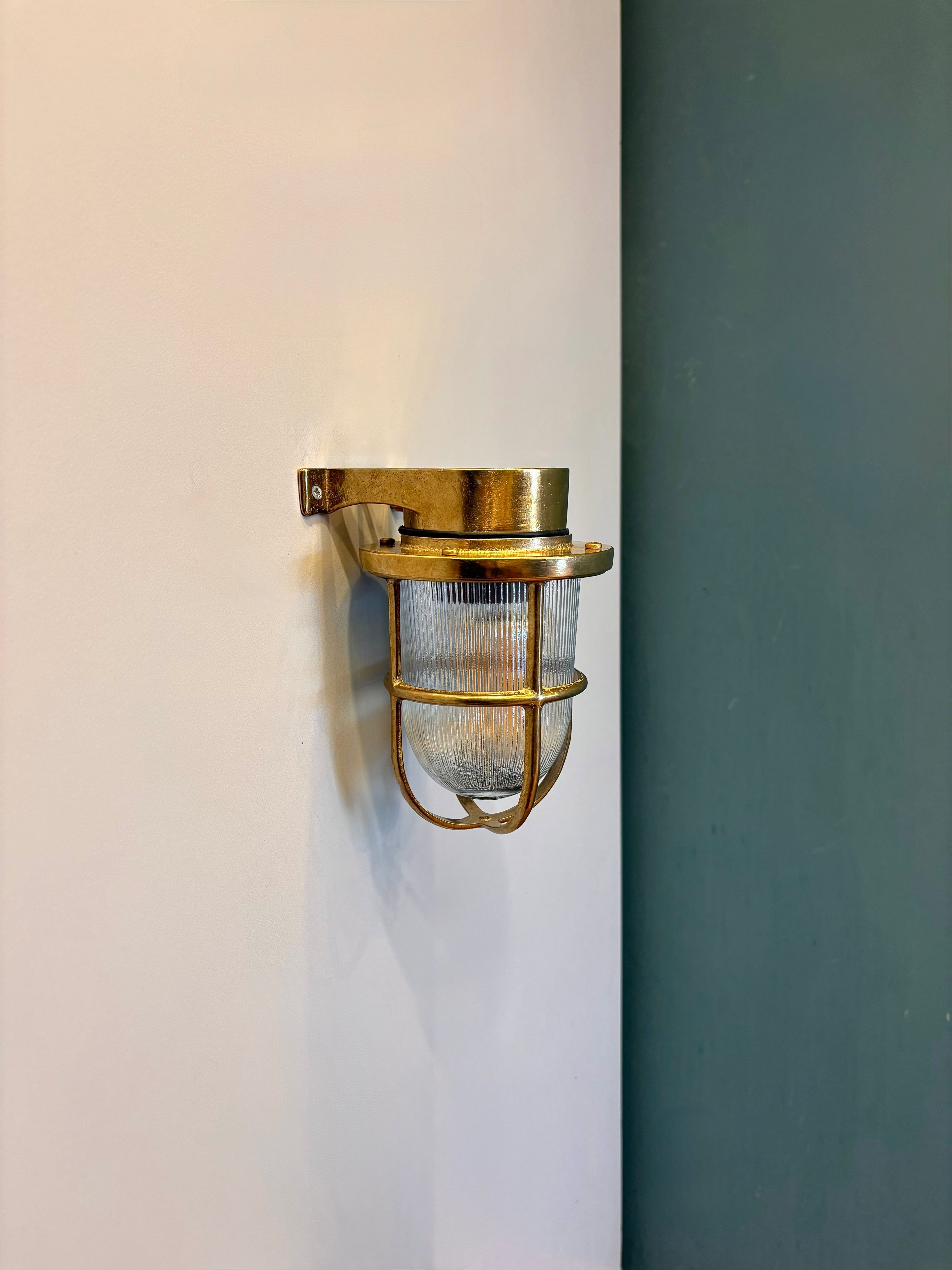 Arel Lighting BACENO MEDIUM Brass Nautical Wall Sconce