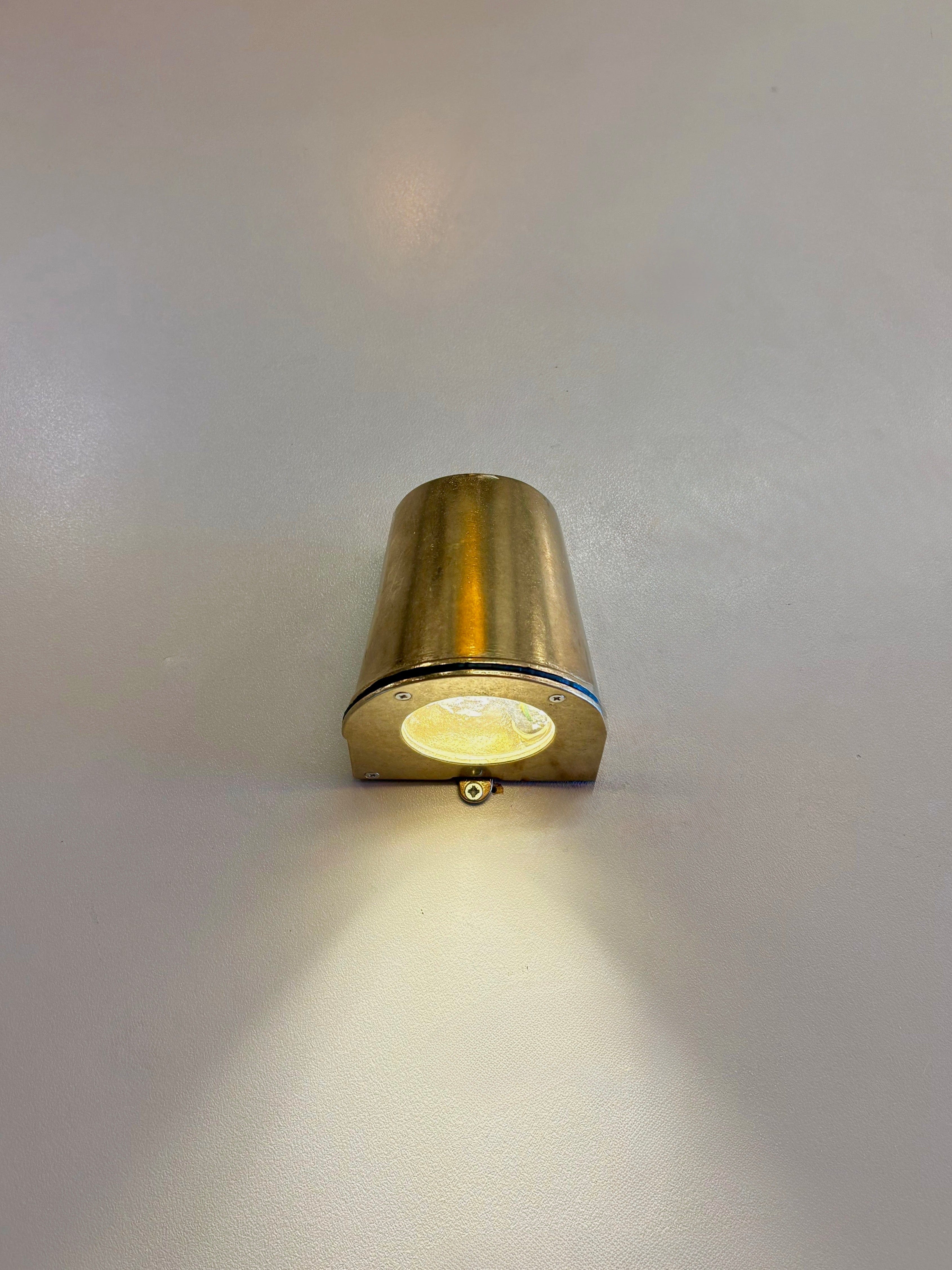 Arel Lighting BALACIA Outdoor Brass Casting Wall Sconce