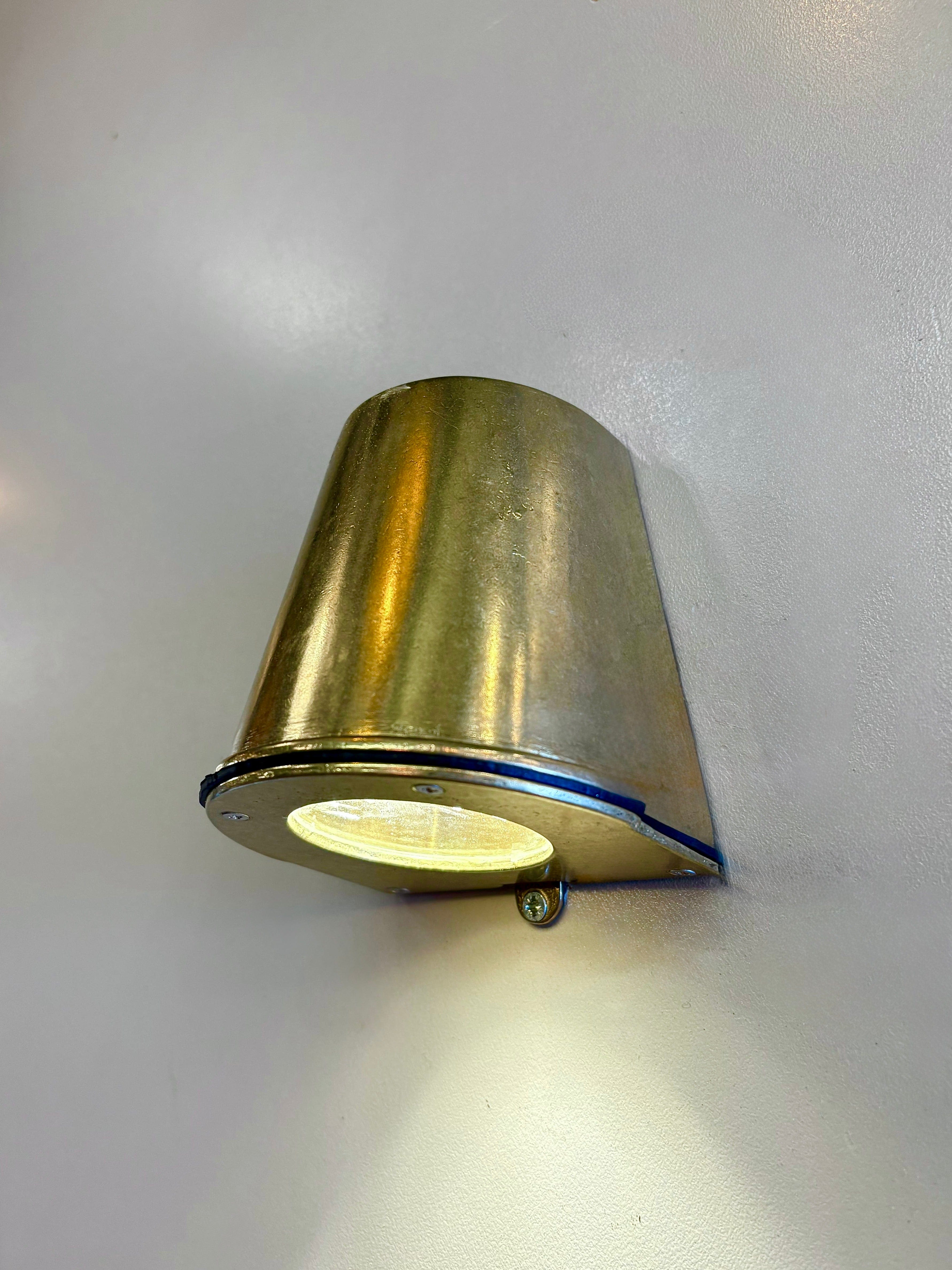 Arel Lighting BALACIA Outdoor Brass Casting Wall Sconce