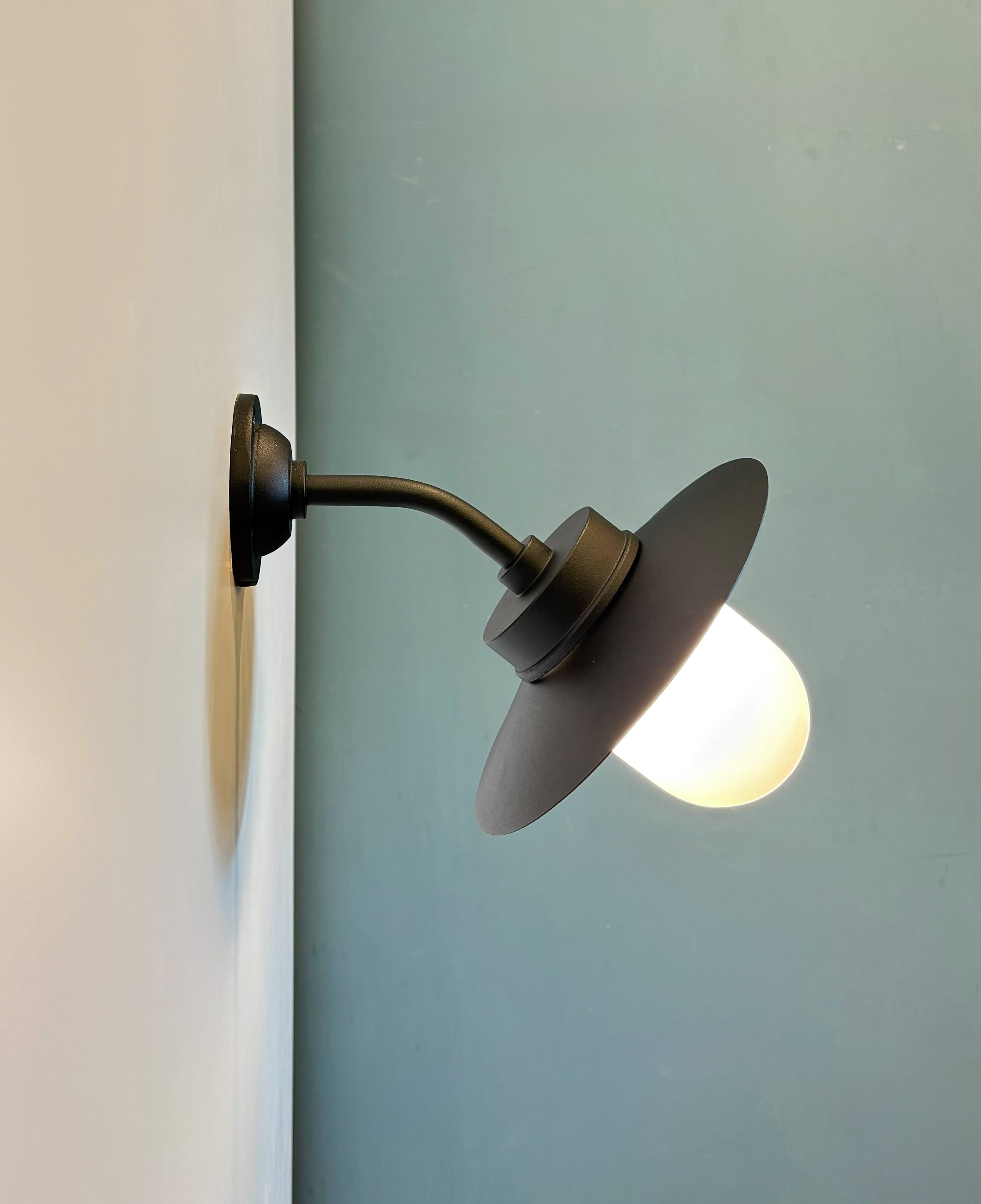 Arel Lighting BORG Nautical Glass Outdoor Wall Light