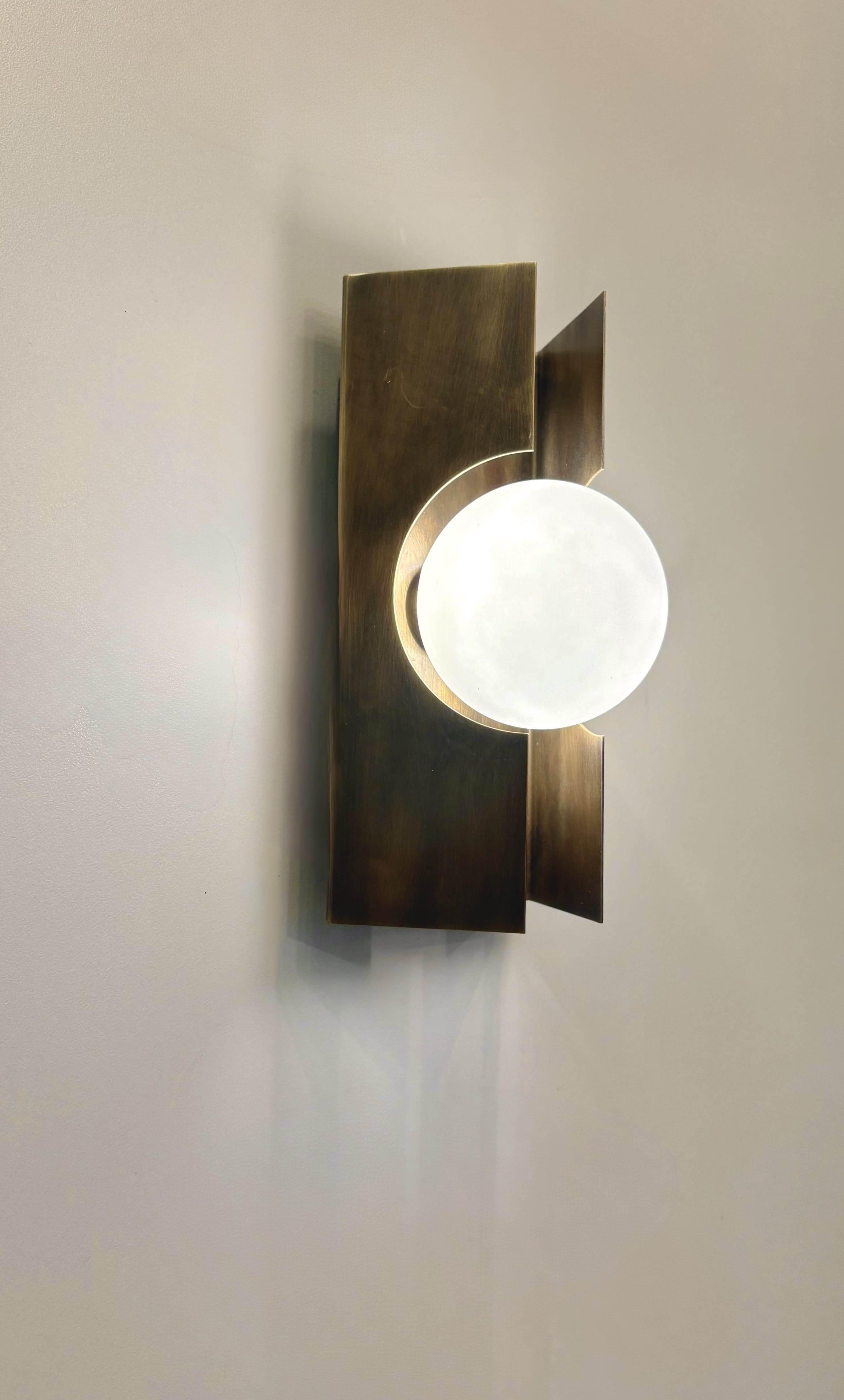 Arel Lighting CAMI Modern Globe Wall Sconce