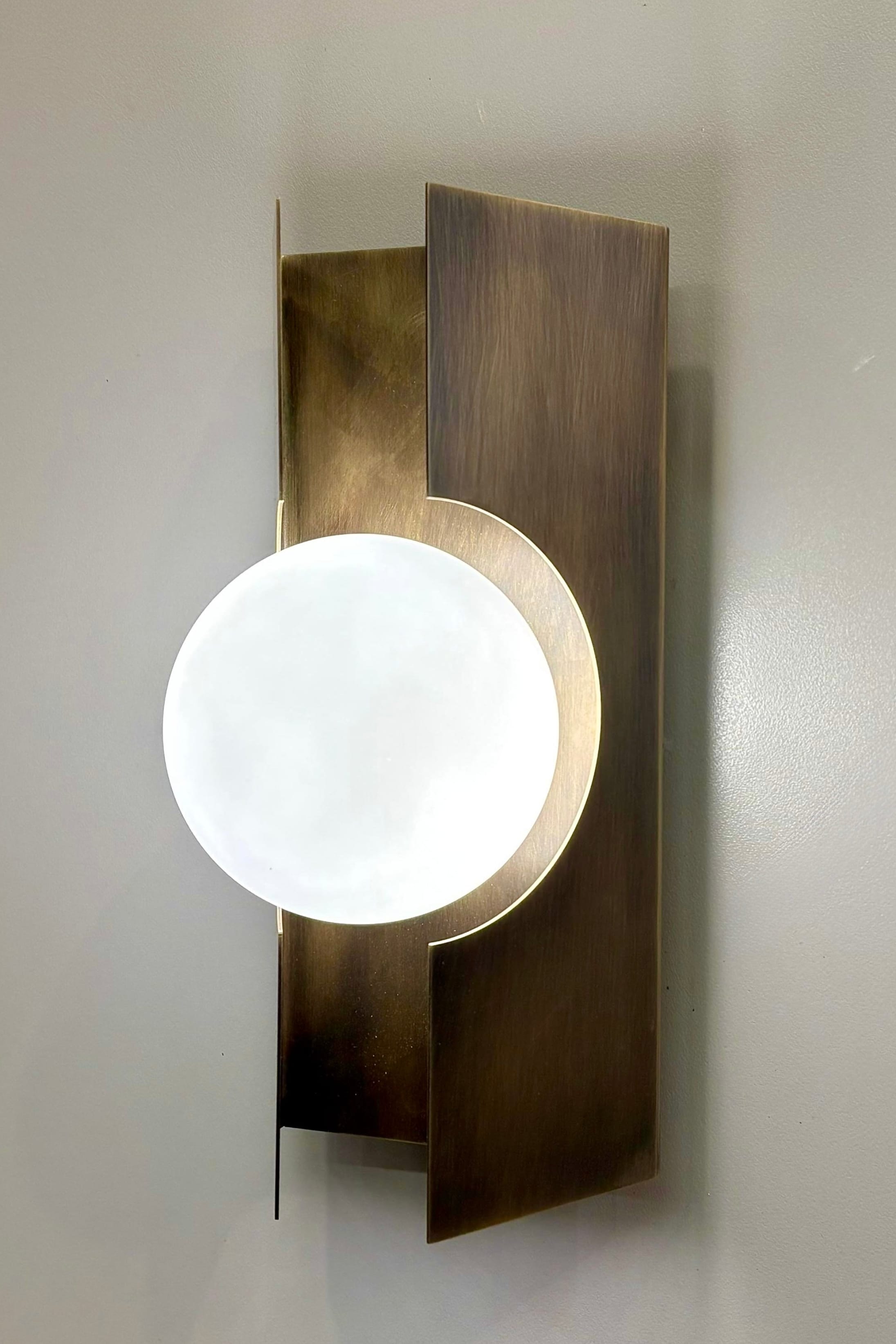 Arel Lighting CAMI Modern Globe Wall Sconce