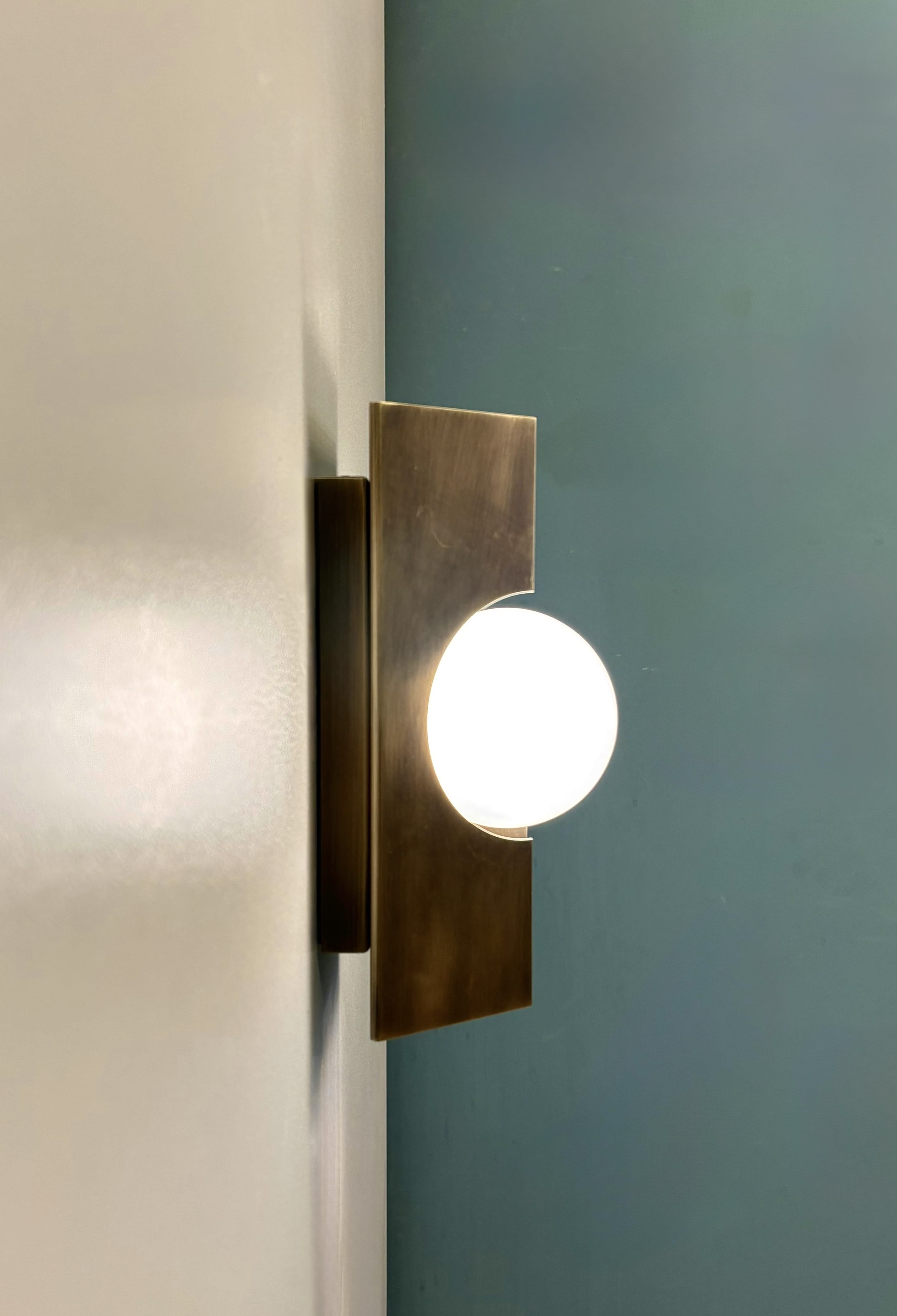 Arel Lighting CAMI Modern Globe Wall Sconce