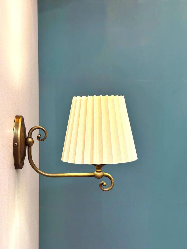 Arel Lighting CORUCHE Brass Traditional Wall Sconce