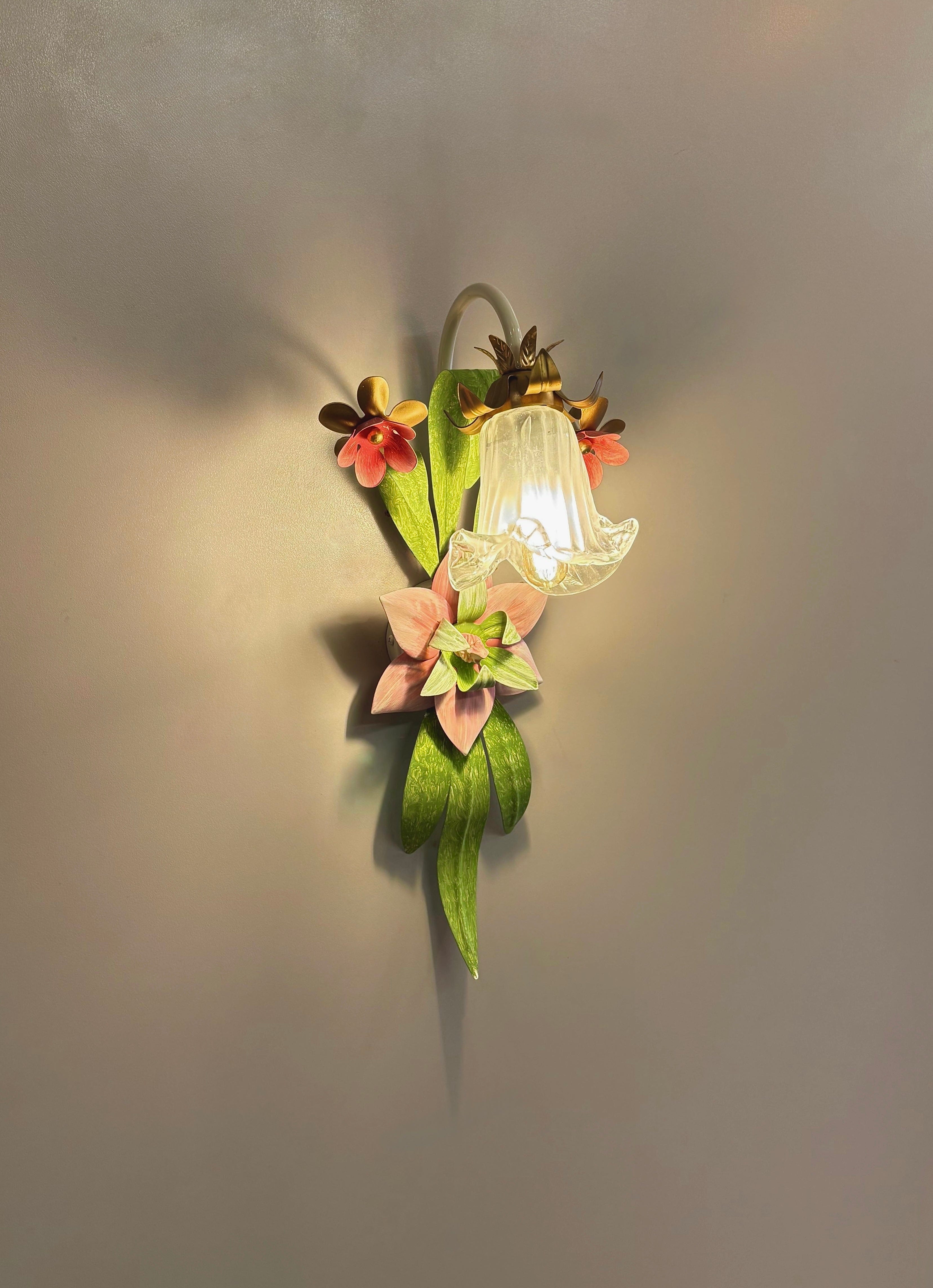 Arel Lighting FARO Flower Wall Sconce