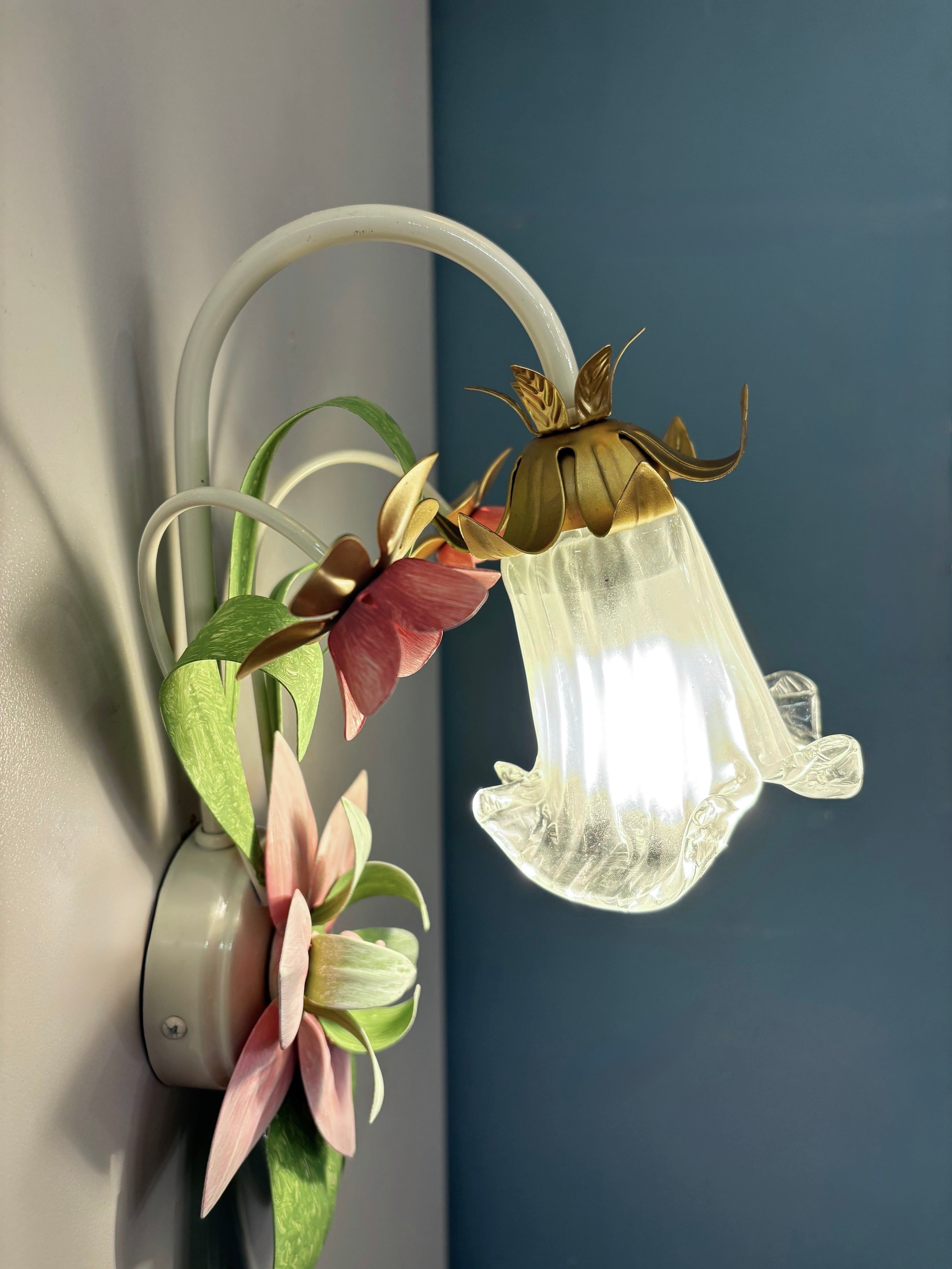 Arel Lighting FARO Flower Wall Sconce
