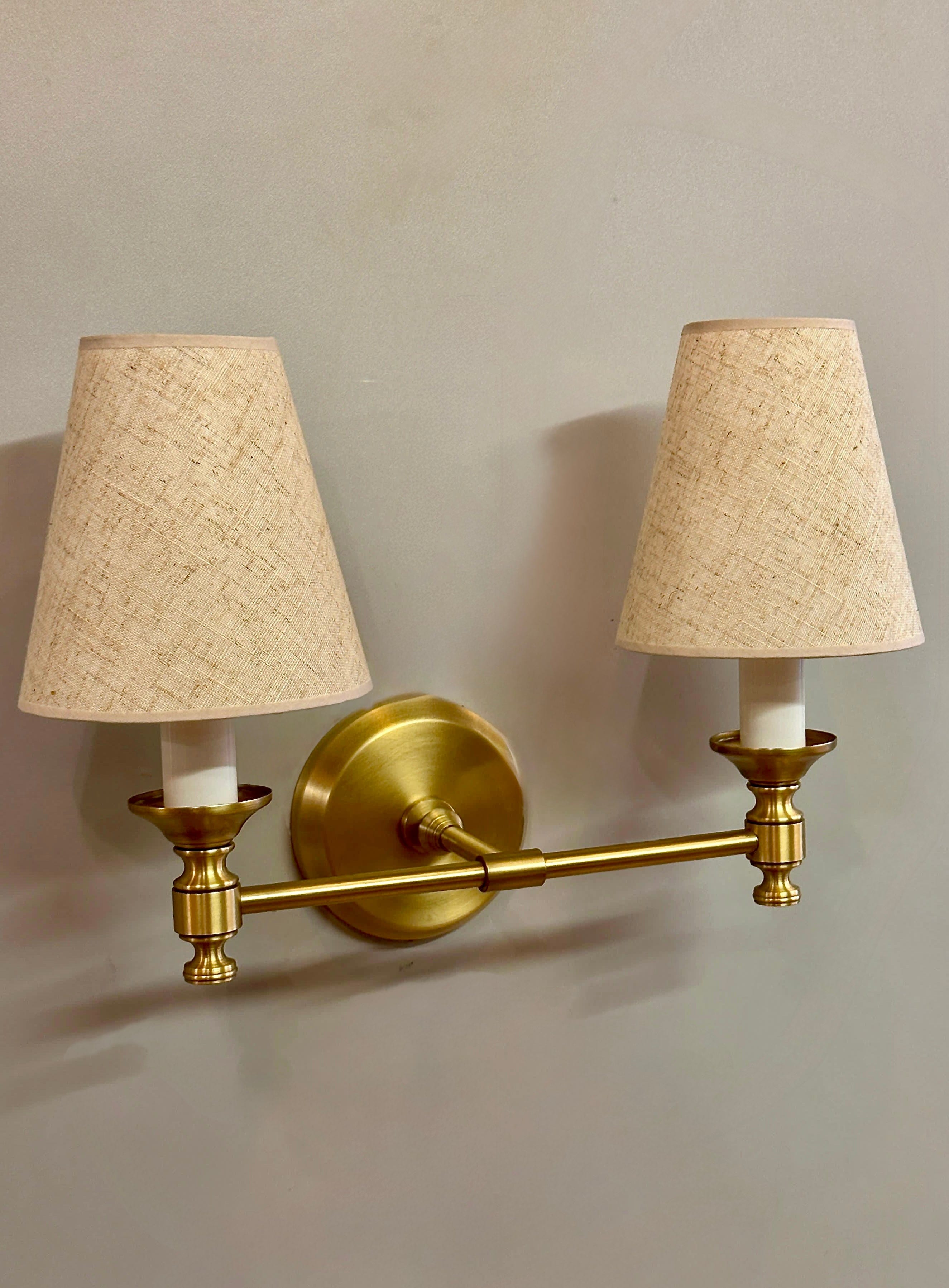 Arel Lighting FOGGIO Double Traditional Wall Sconce