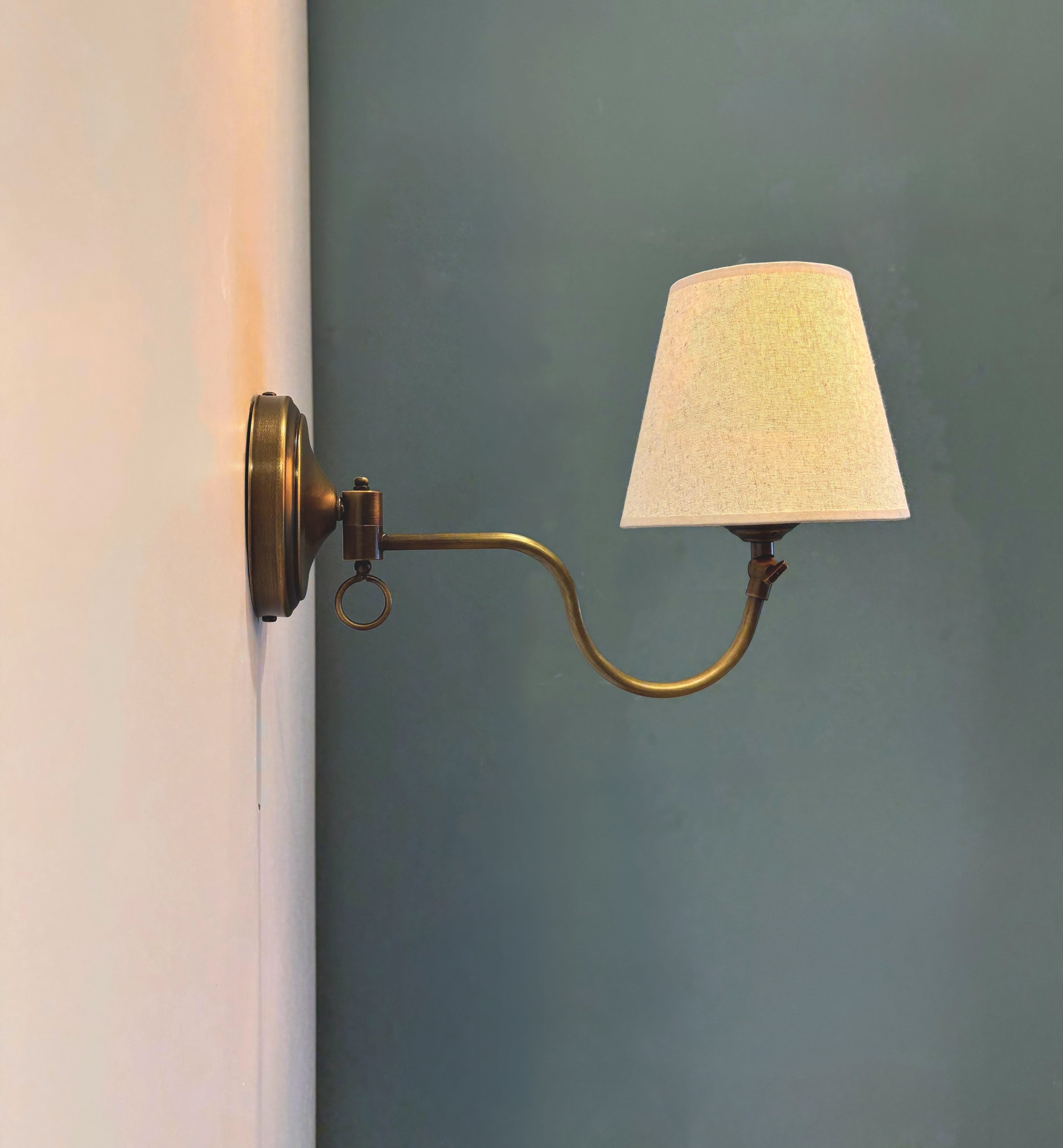 Arel Lighting KROKEK Articulating Wall Sconce