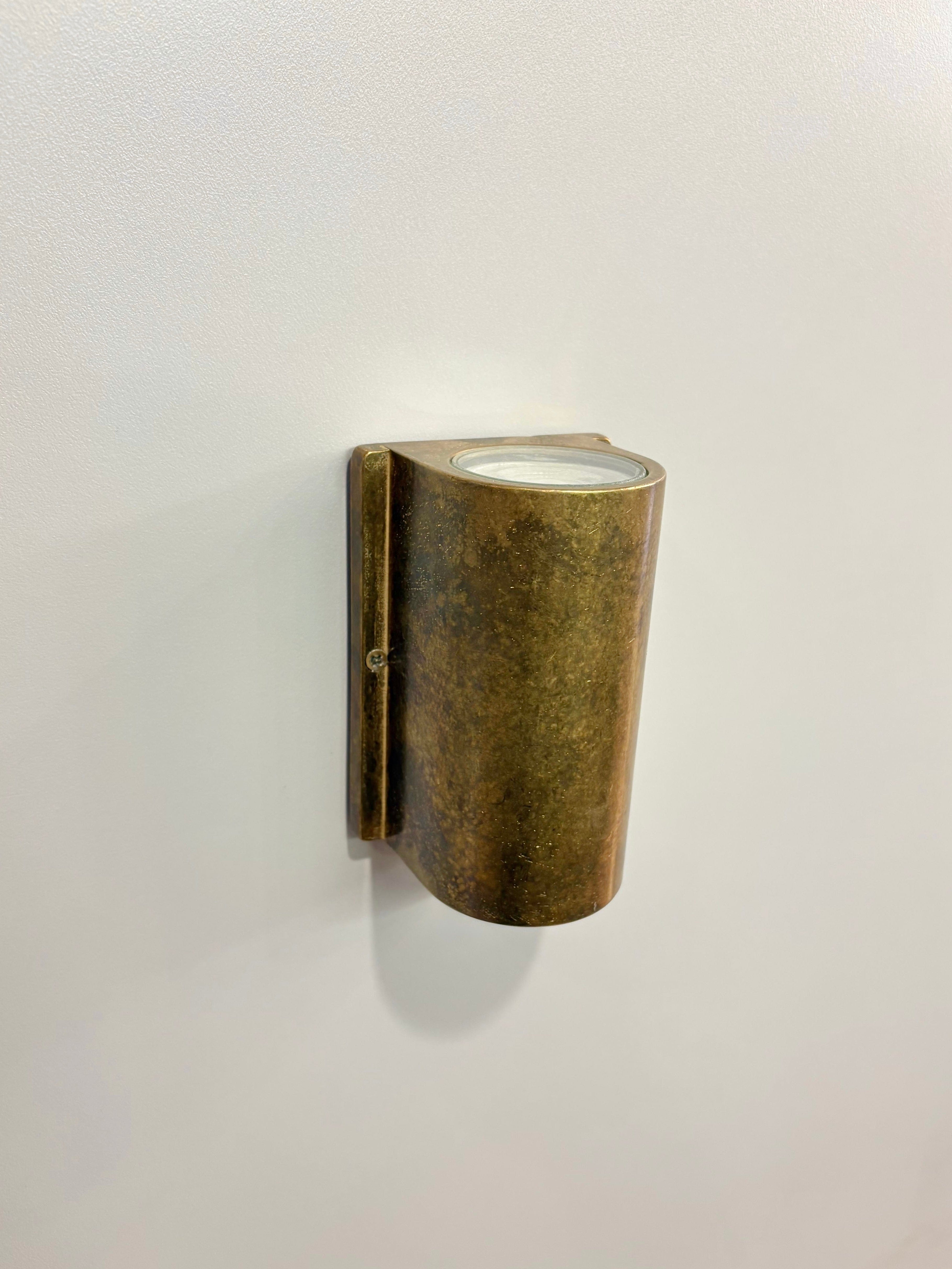 Arel Lighting LIDA Outdoor Brass Casting Wall Sconce