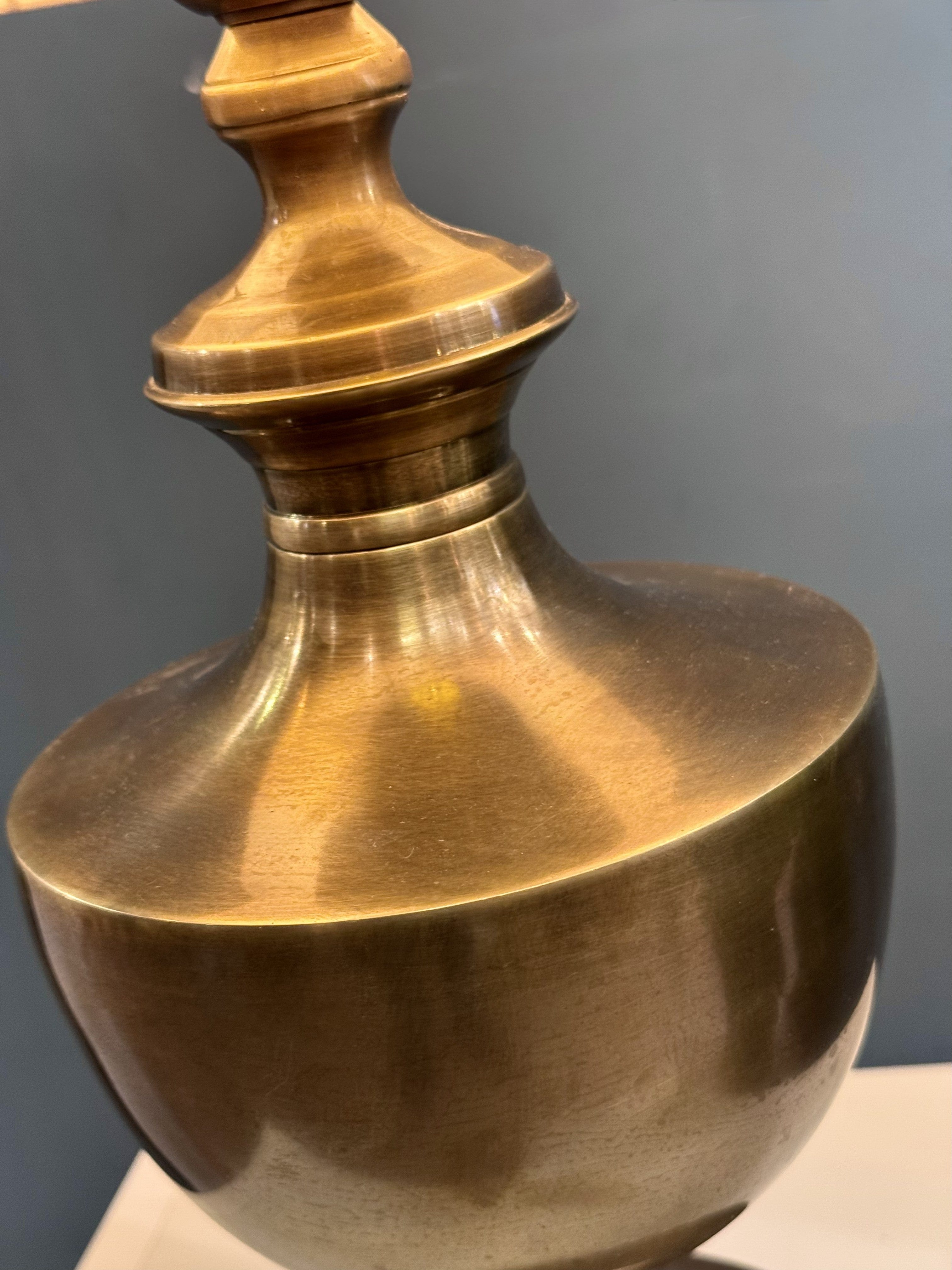 Arel Lighting MACAS Table Lamp