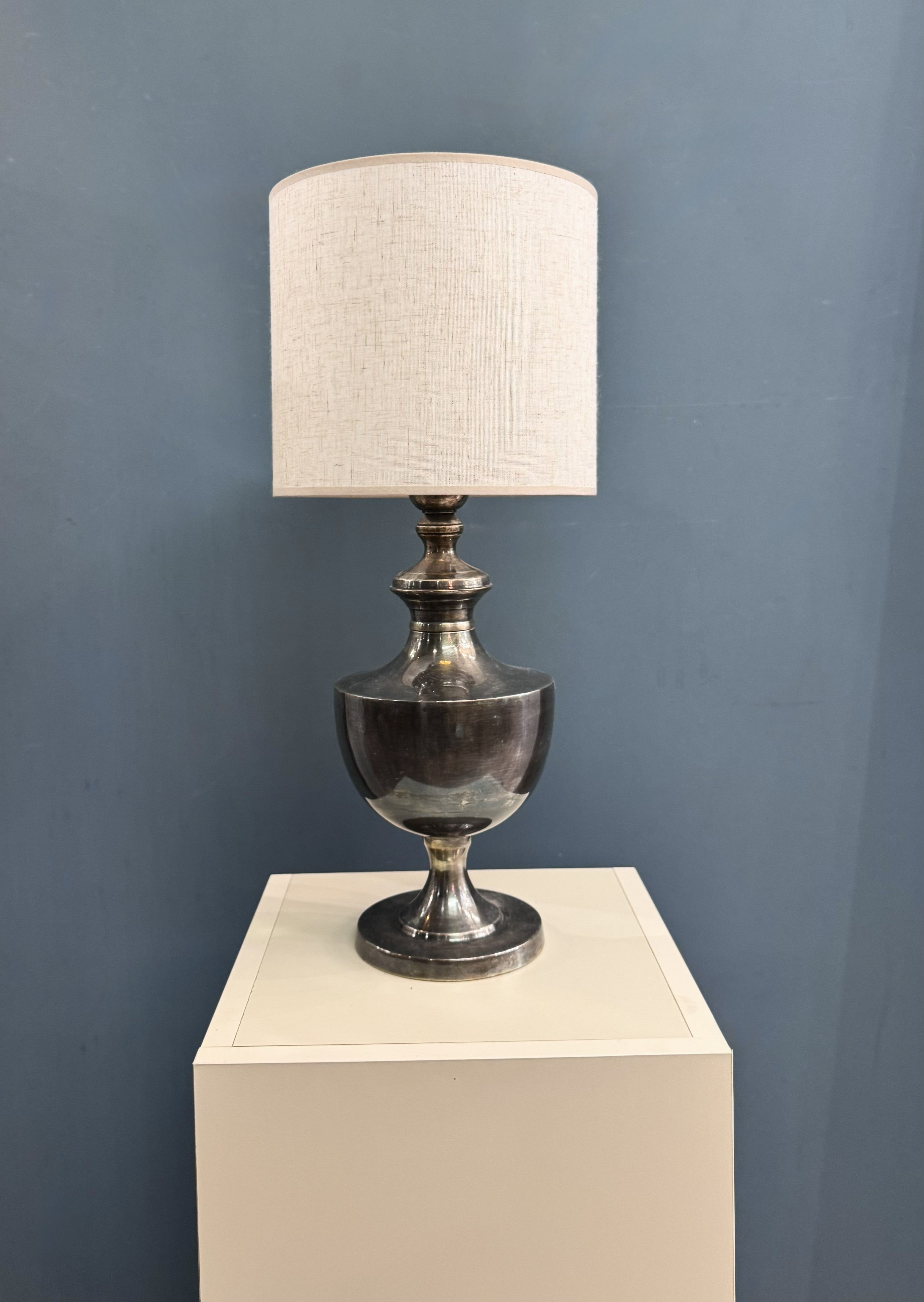 Arel Lighting MACAS Table Lamp