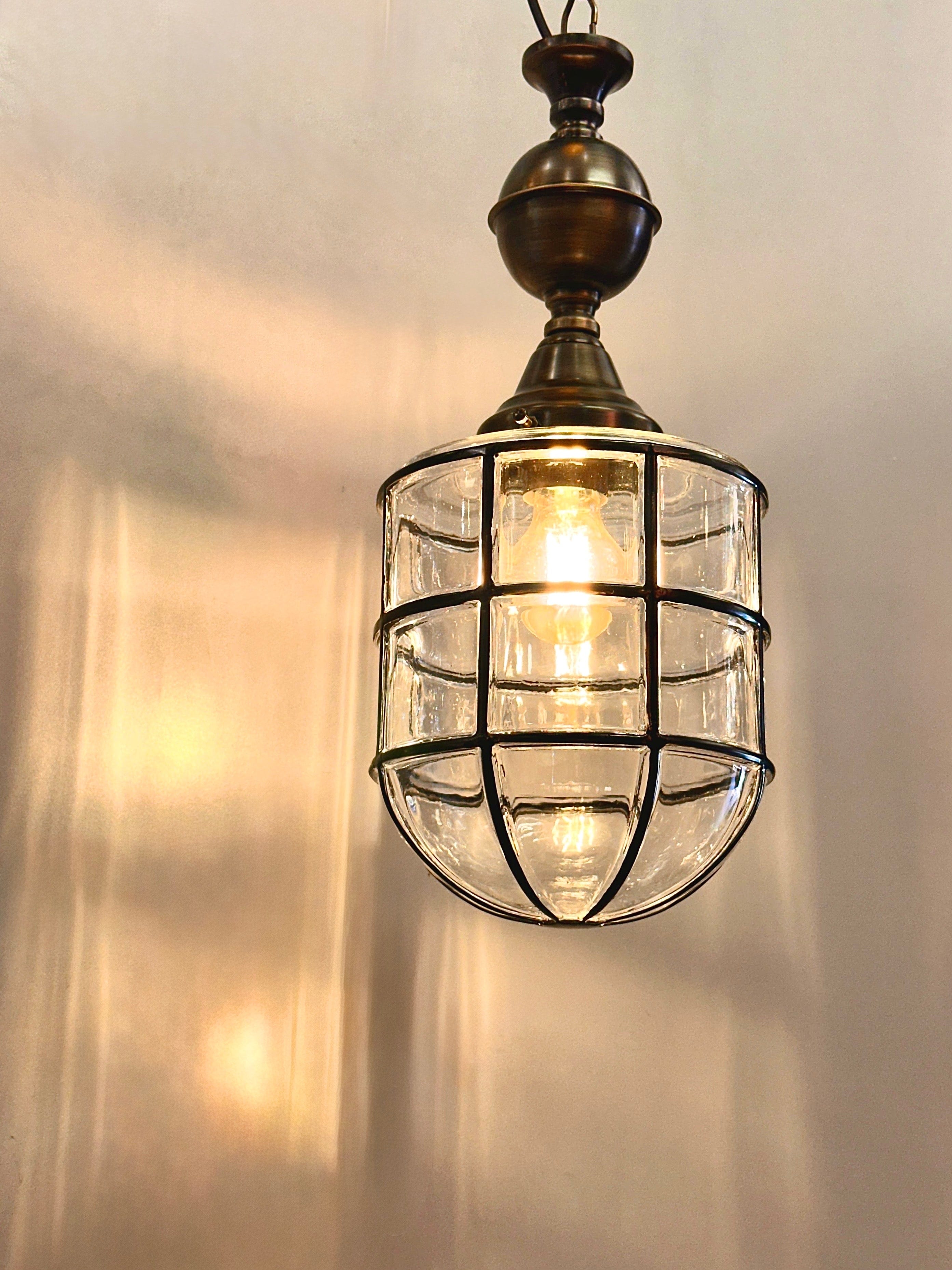 Arel Lighting MAURS Glass Pendant