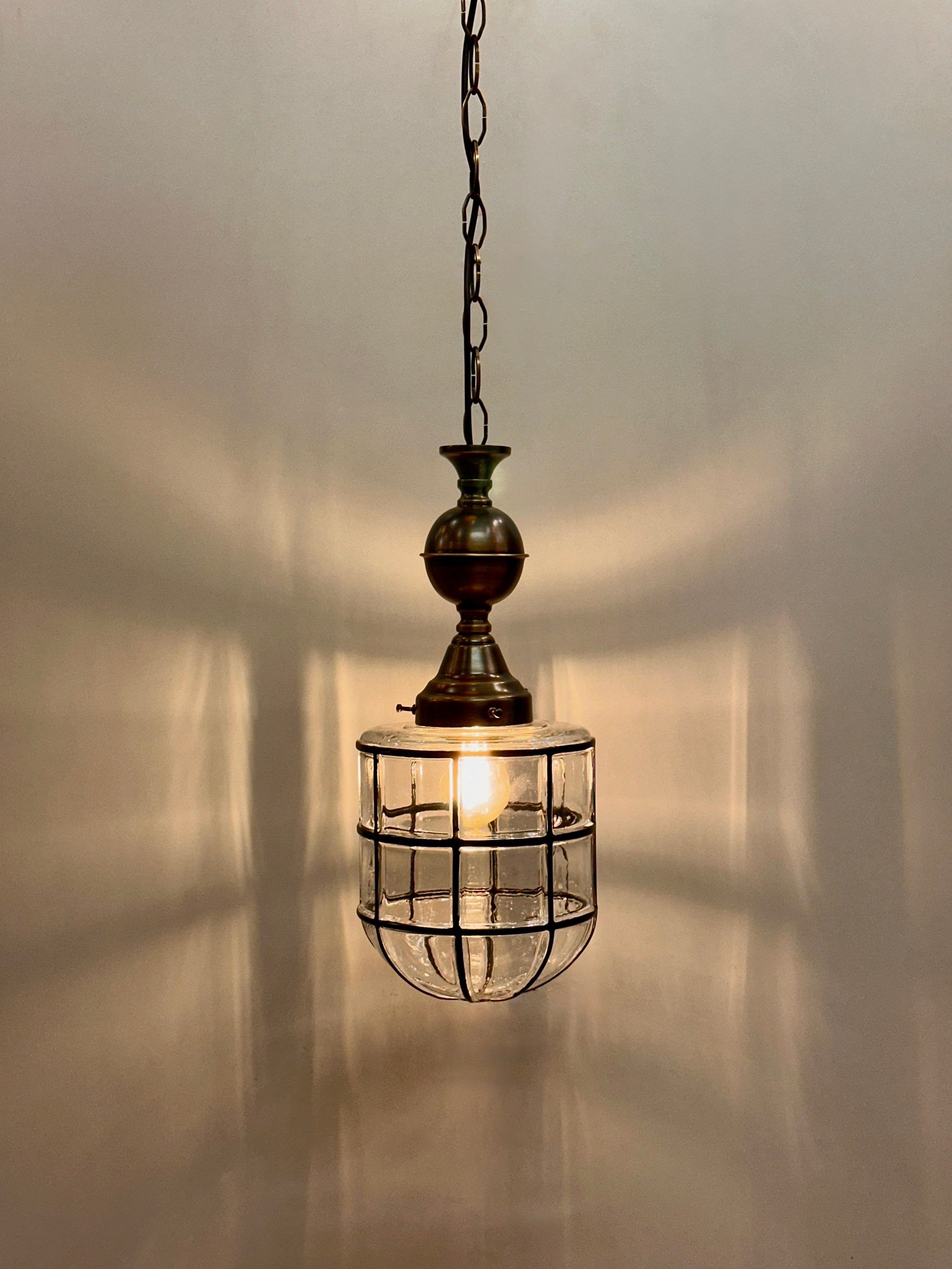 Arel Lighting MAURS Glass Pendant
