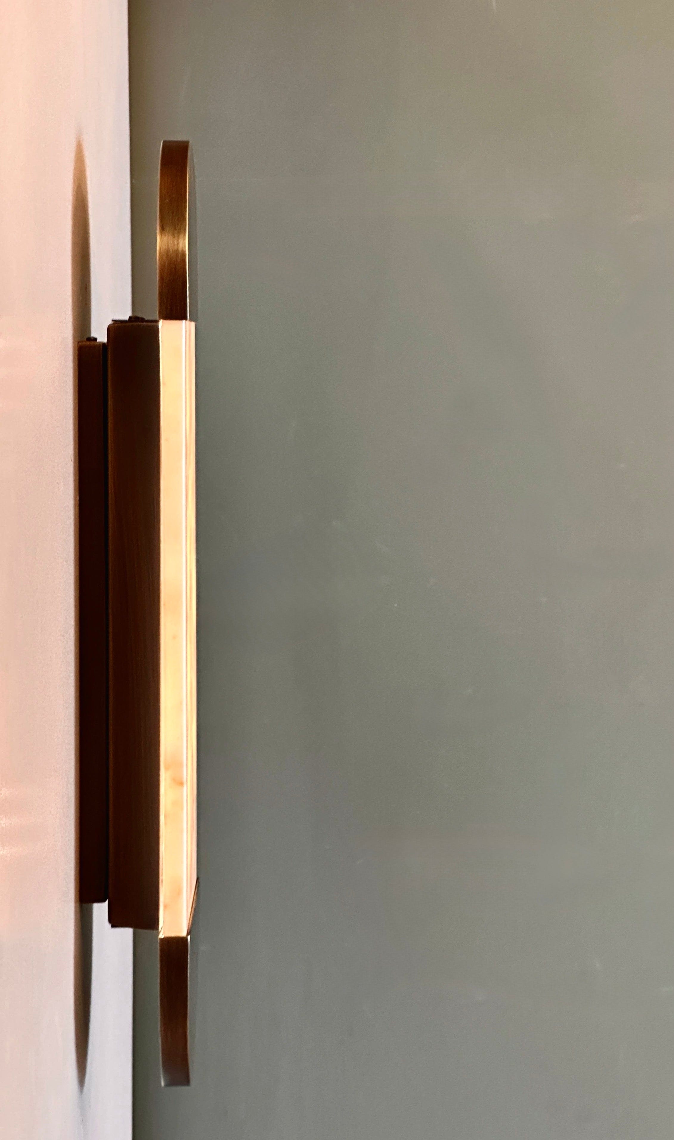 Arel Lighting MENDE Marble Sconce