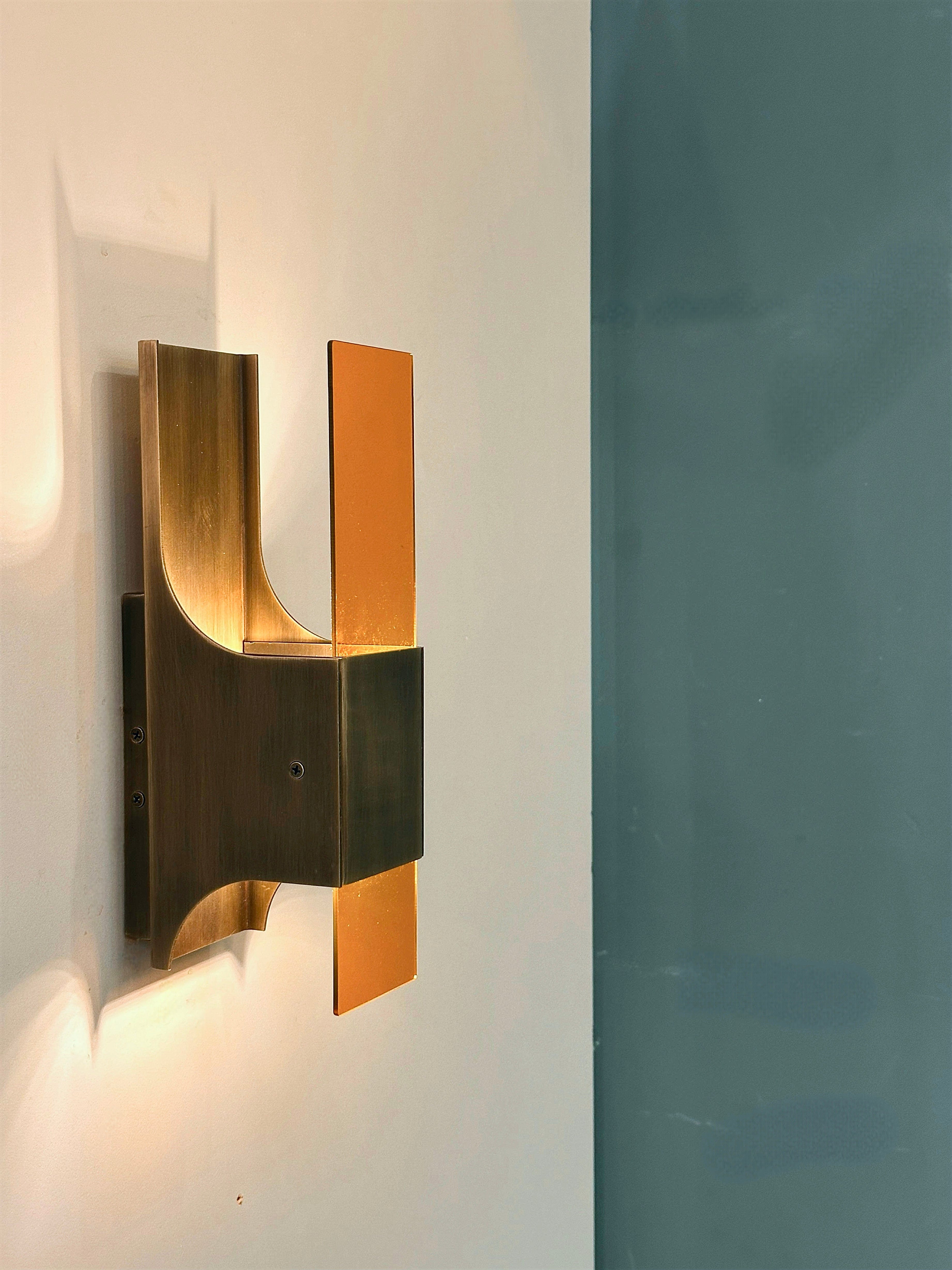 Arel Lighting MISERE Sconce