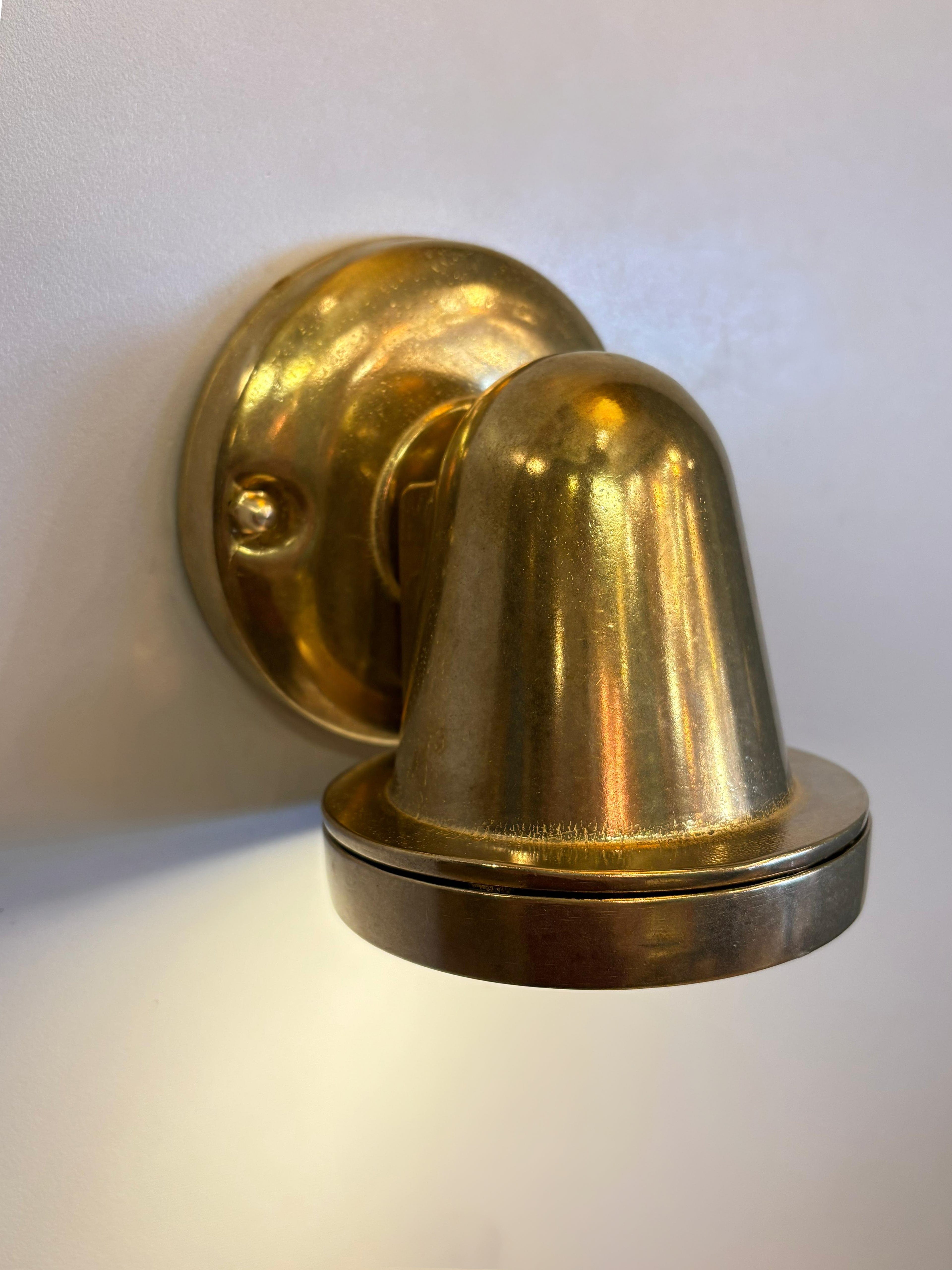 Arel Lighting MOTRU Outdoor Brass Casting Wall Sconce