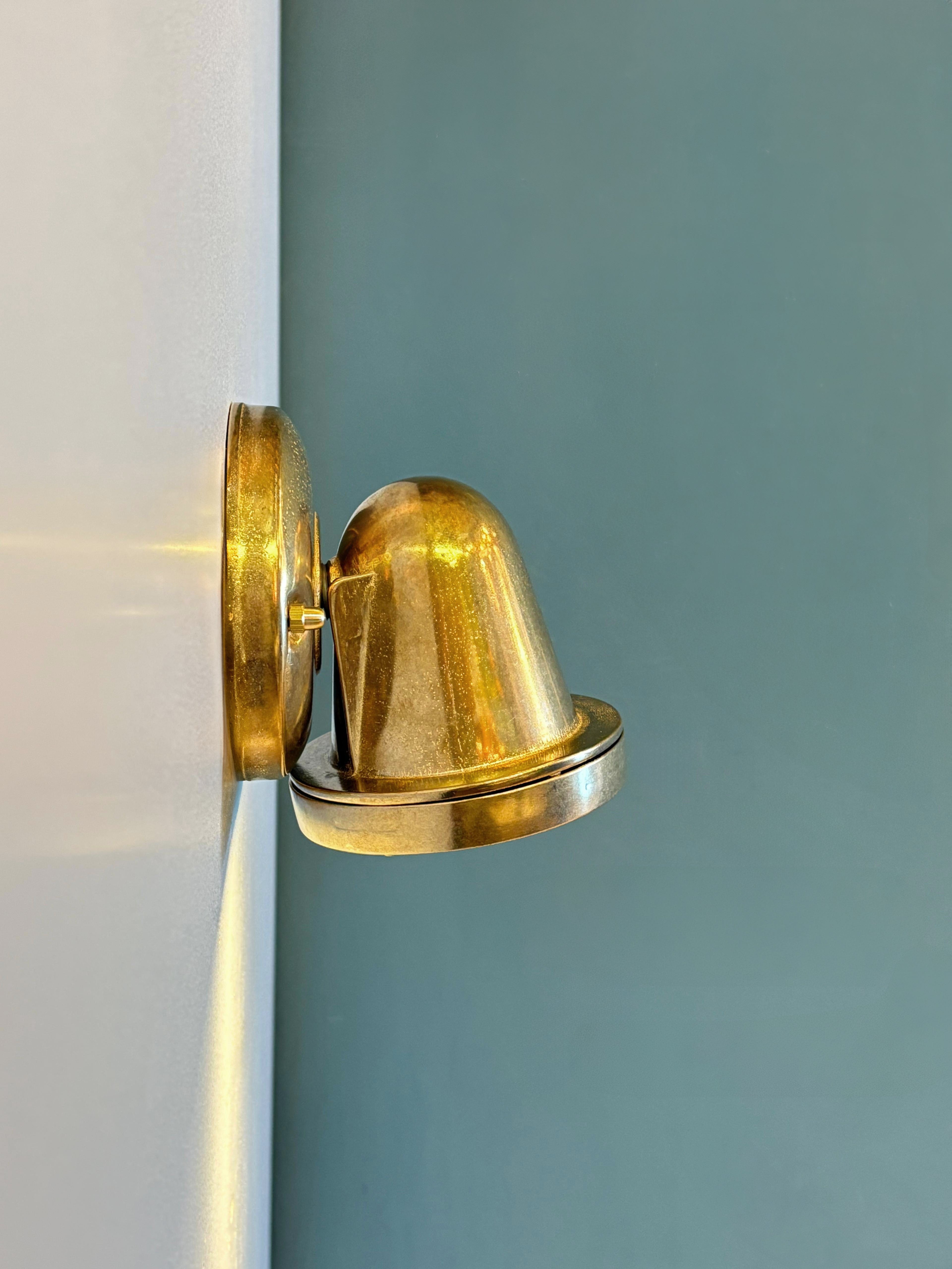 Arel Lighting MOTRU Outdoor Brass Casting Wall Sconce