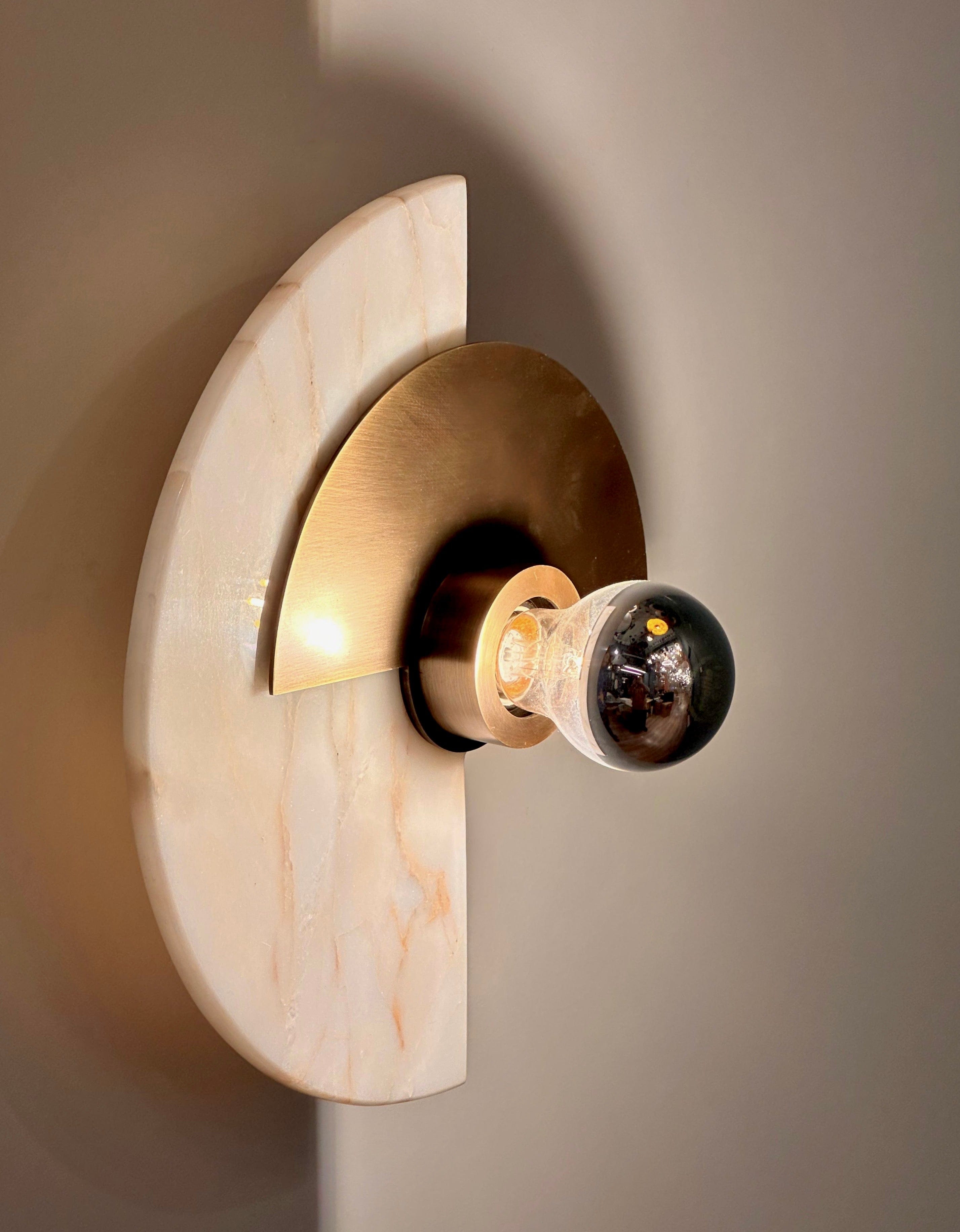 Arel Lighting NIORT Marble Wall Sconce