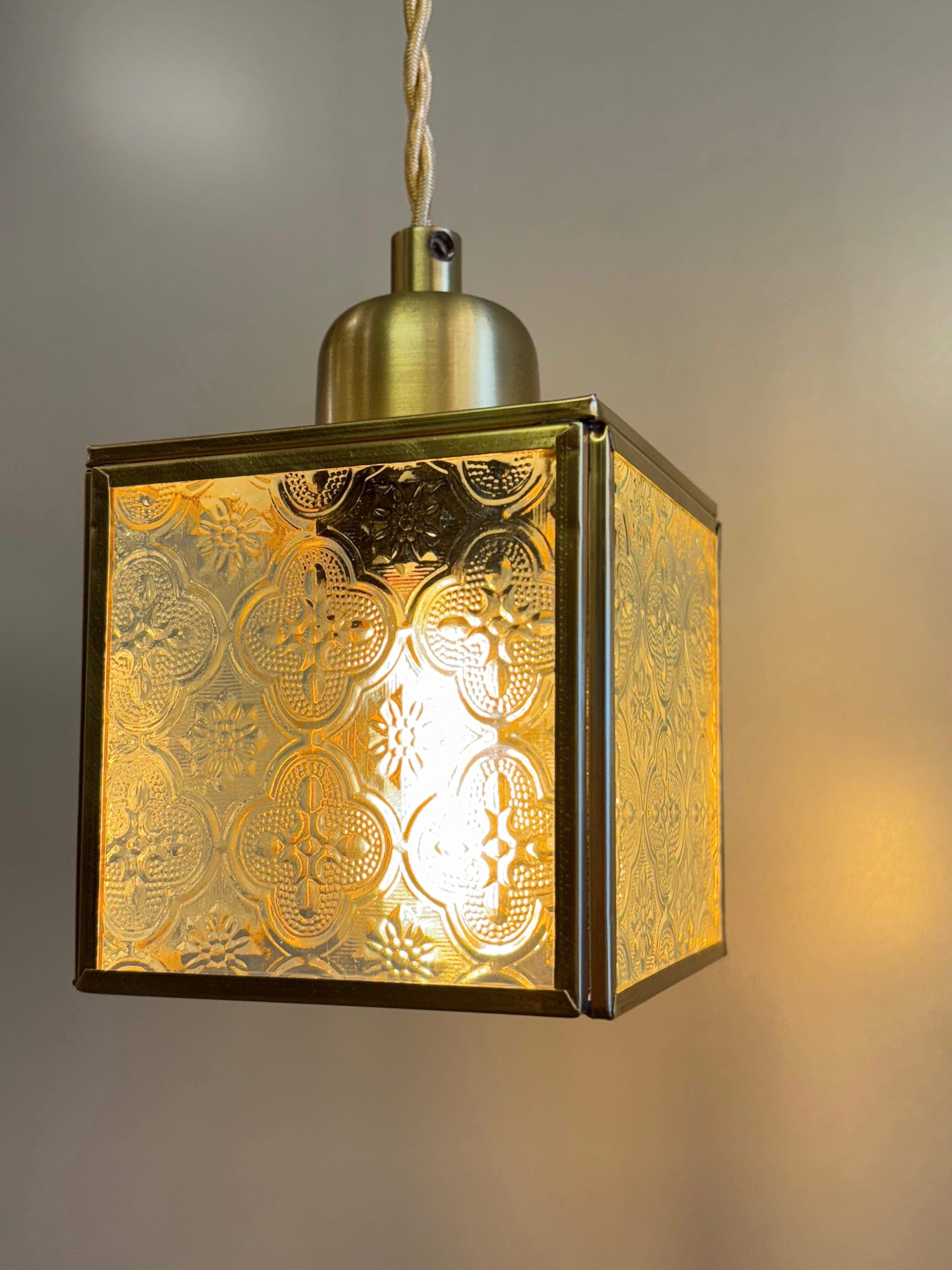 Arel Lighting ORADEA Glass Pendant
