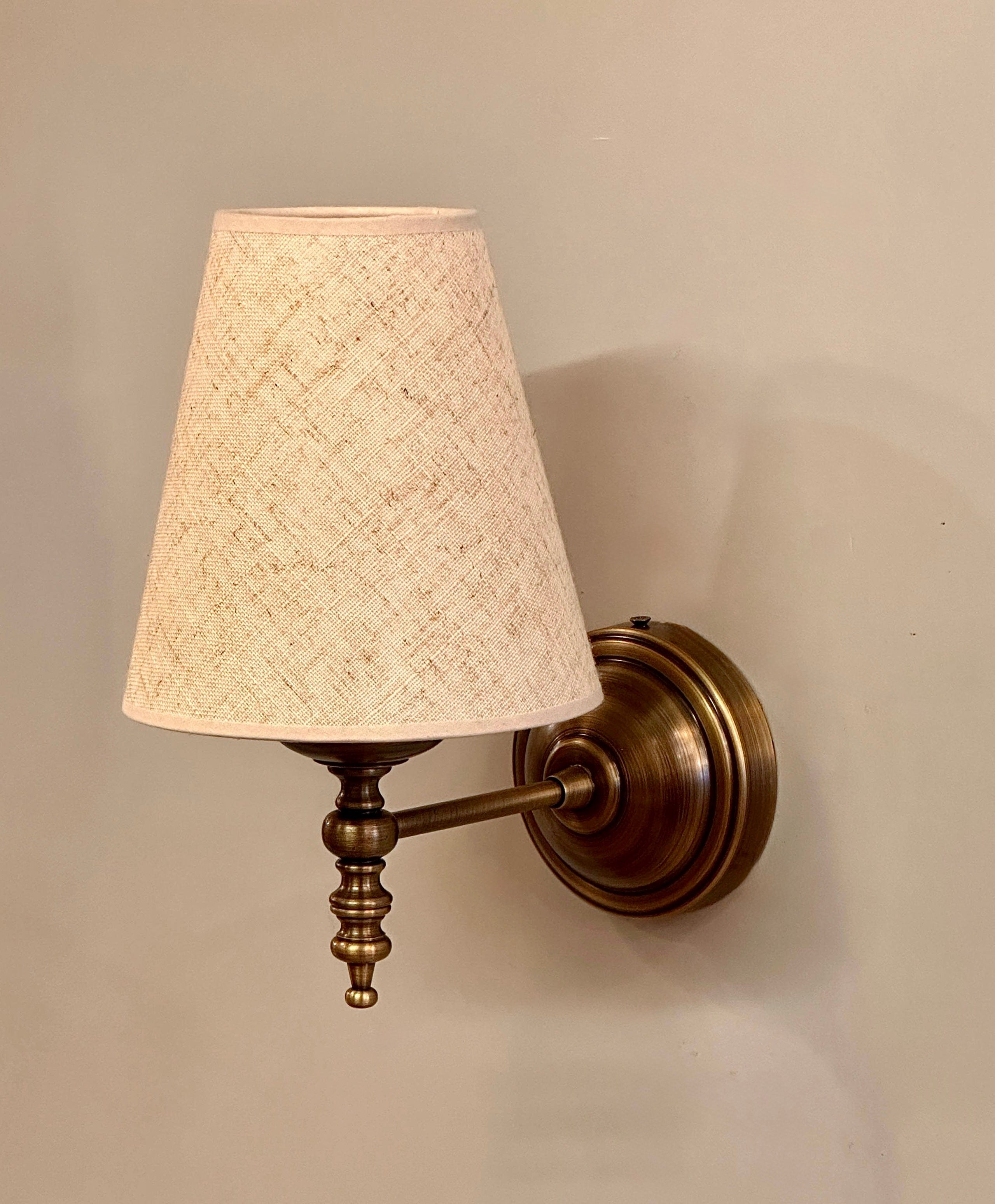 Arel Lighting ORAN Brass Traditional Wall Sconce