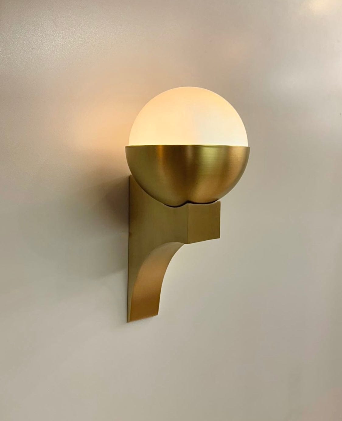 Arel Lighting ROSKO Art Deco Wall Sconce