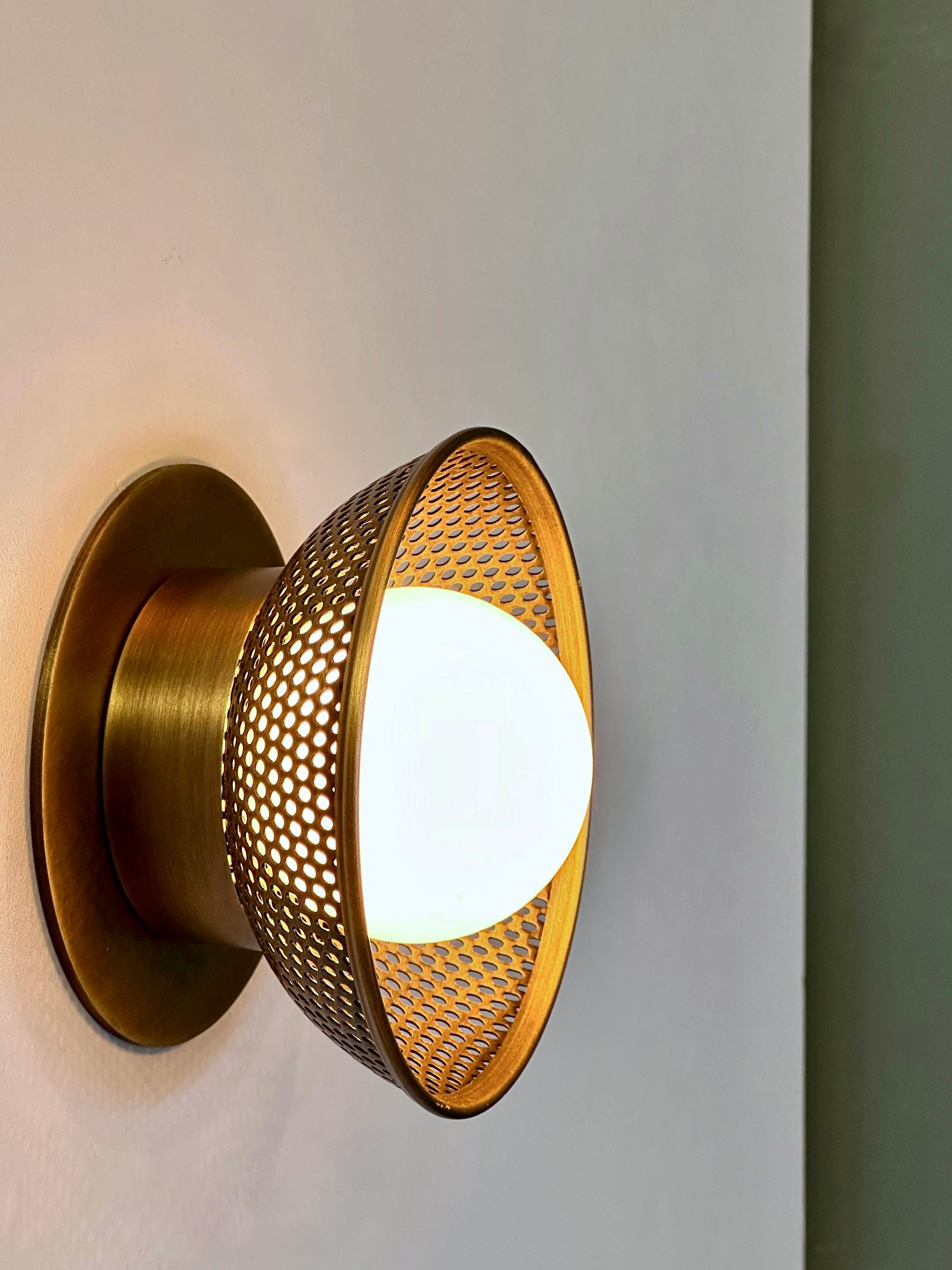 Arel Lighting STER Wall Lighting Fixture