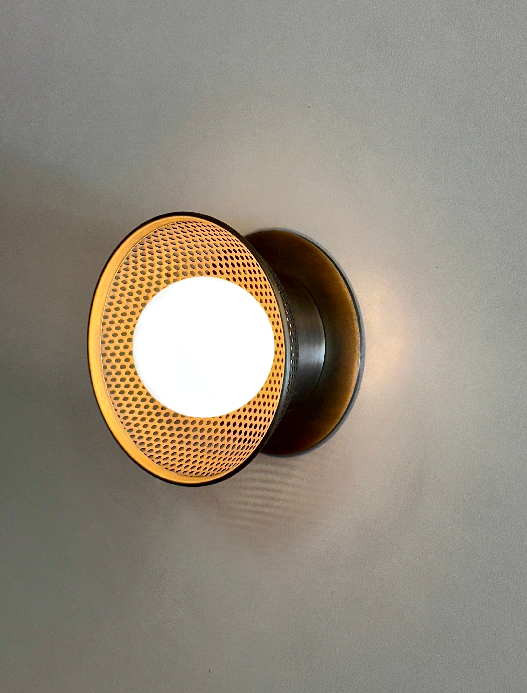 Arel Lighting STER Wall Lighting Fixture