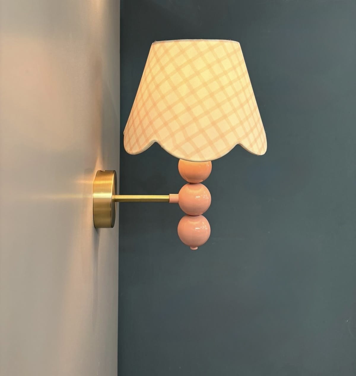 Arel Lighting TRABIA Pink Wall Sconce