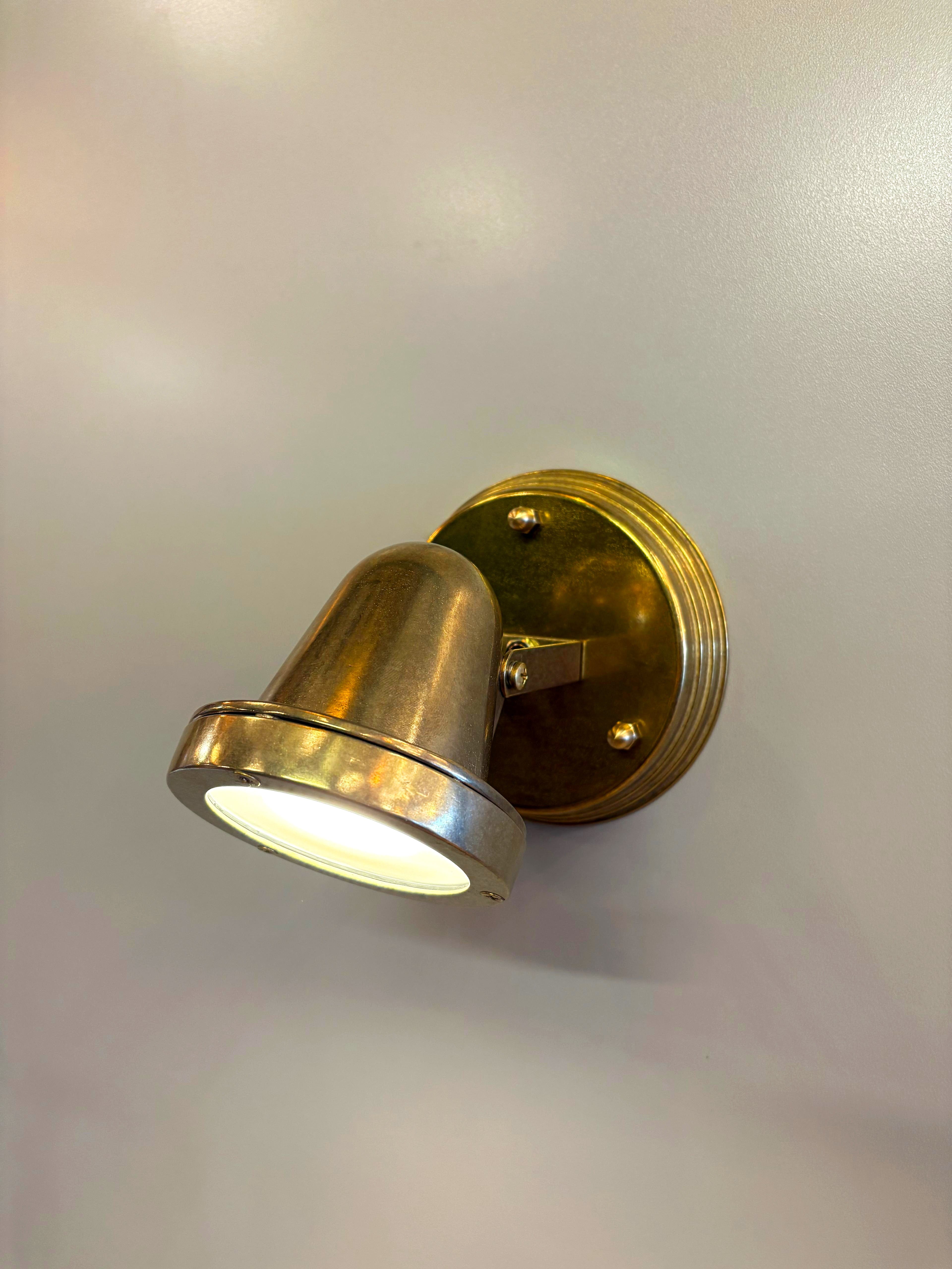 Arel Lighting TRAIAN Outdoor Brass Casting Wall Sconce
