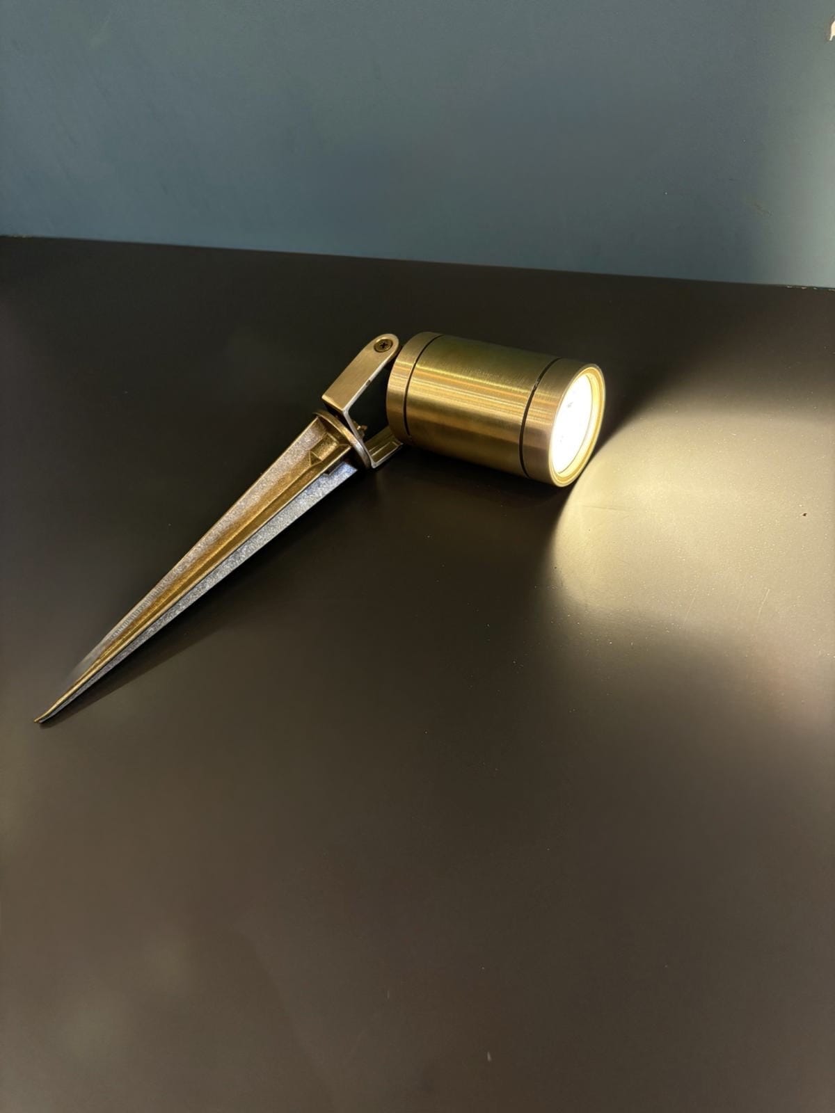 Arel Lighting VALLADE Adjustable Landscape Brass Spike Spotlight