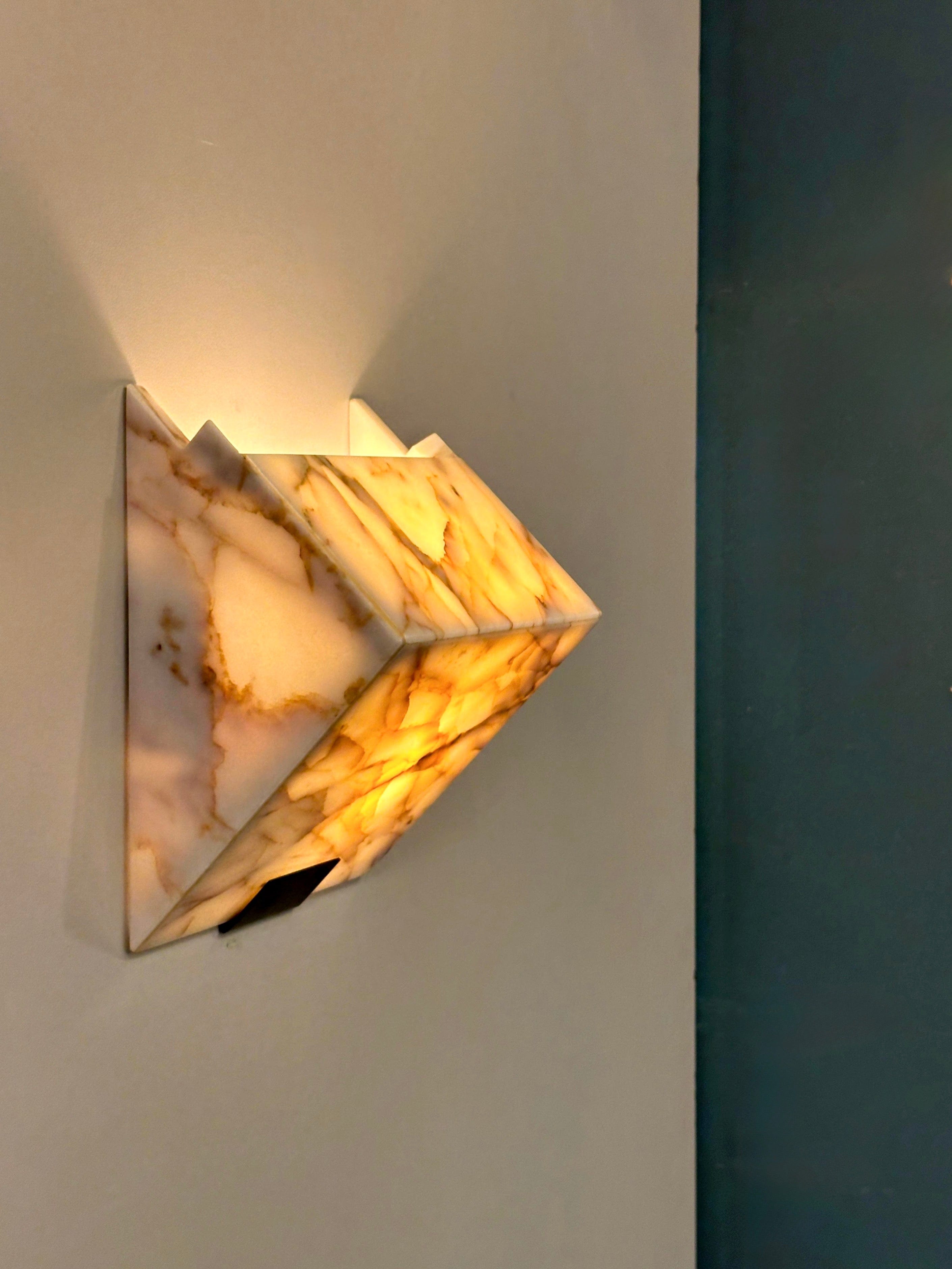 Arel Lighting VENDOME Marble Sconce