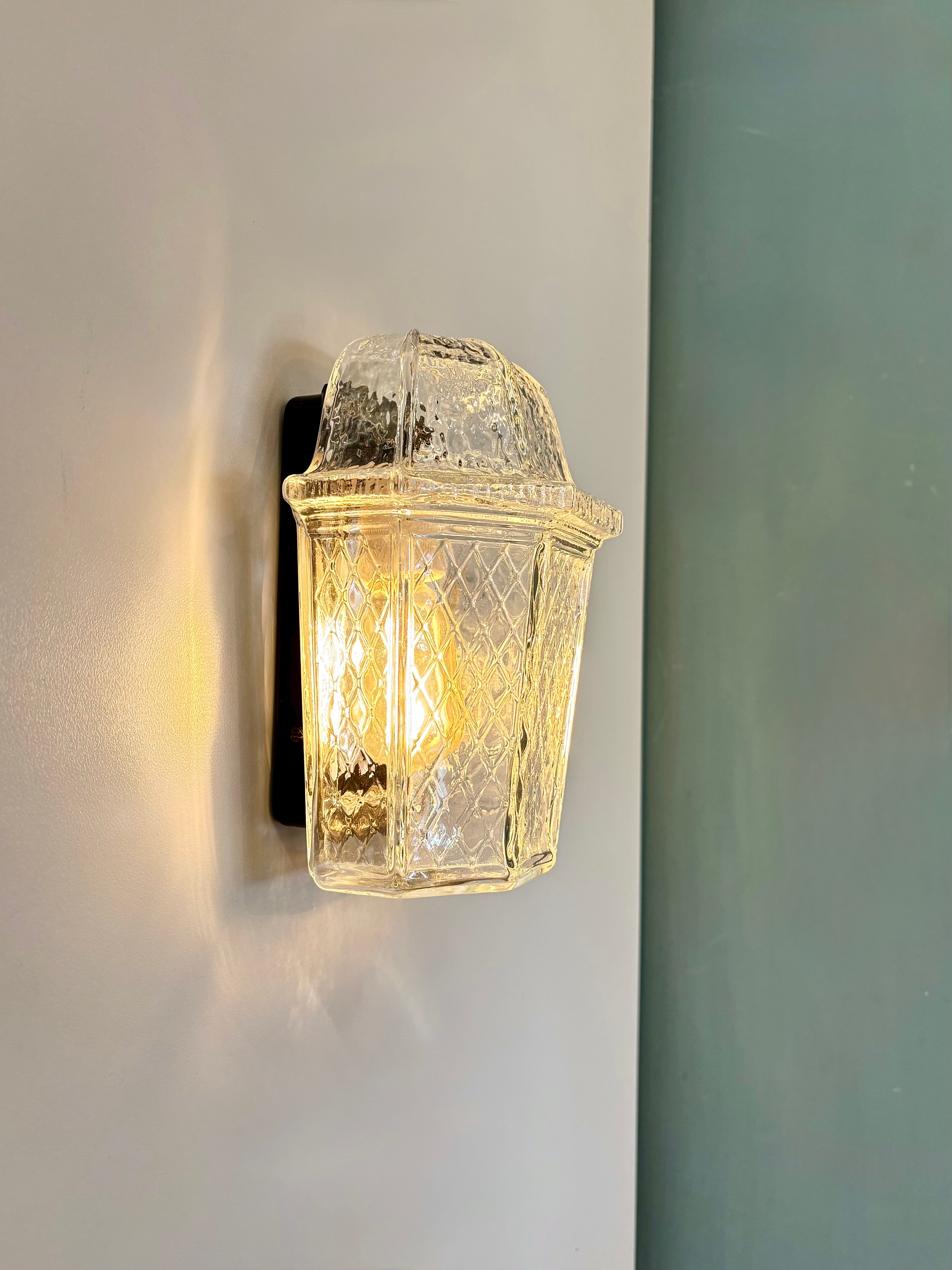Arel Lighting White AON II Classic Glass Wall Sconce