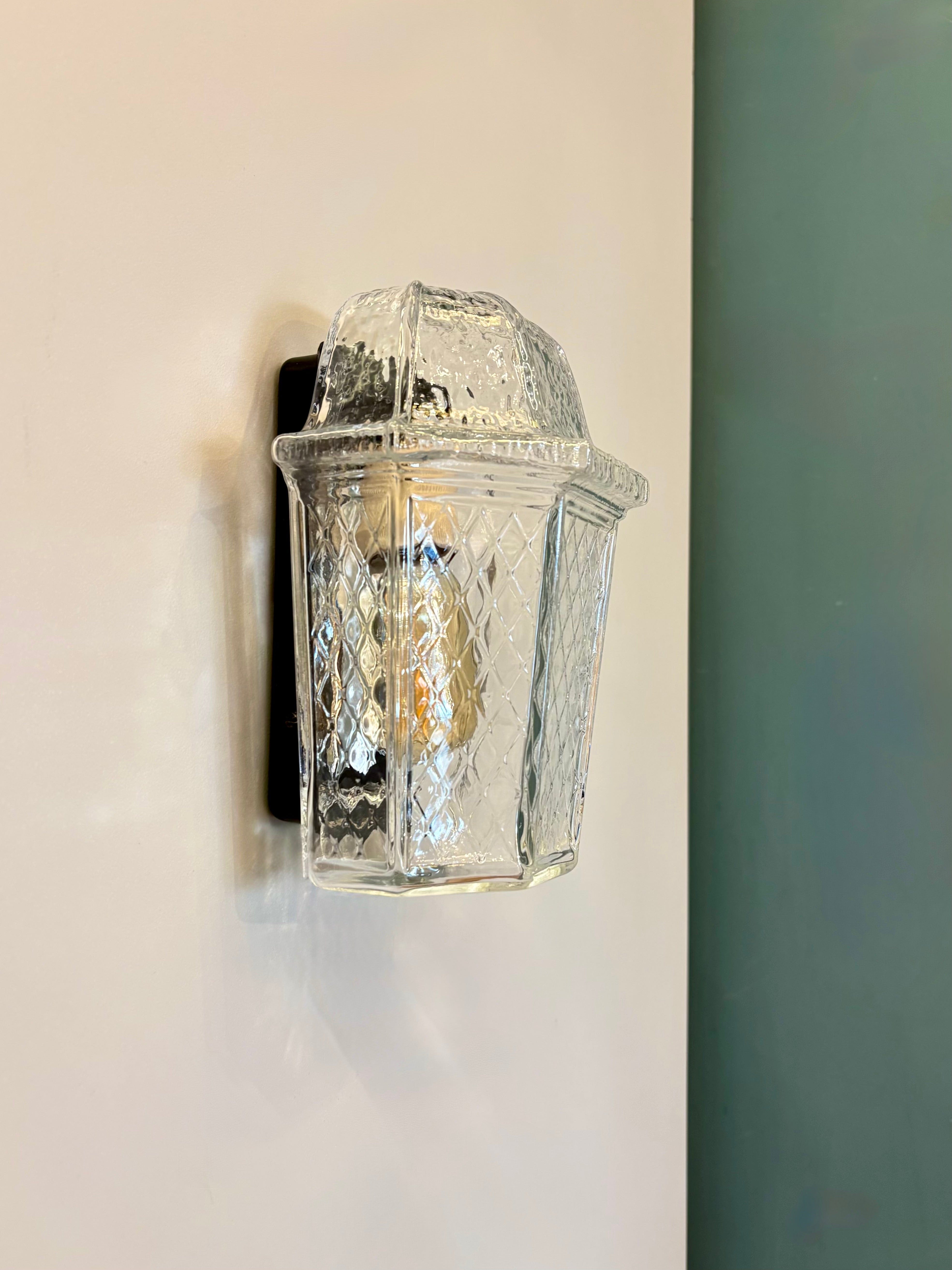 Arel Lighting White AON II Classic Glass Wall Sconce