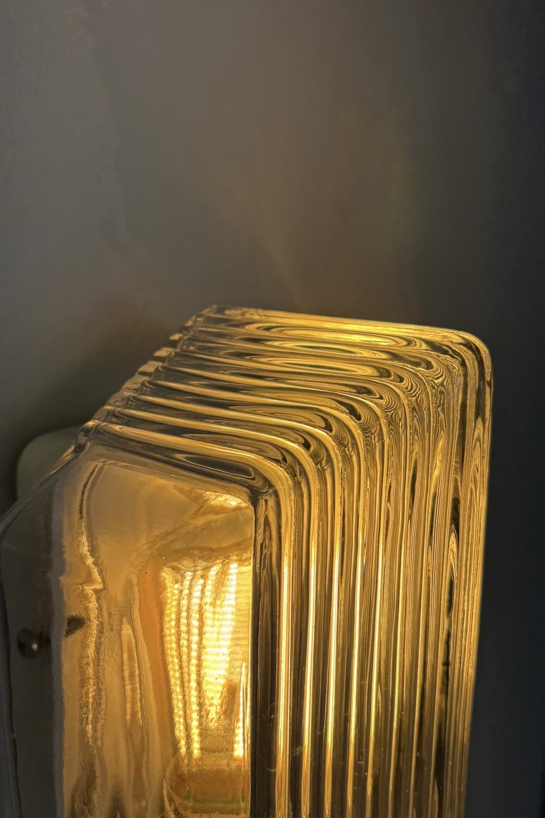 Arel Lighting White LASCARA Art Deco Outdoor Wall Sconce