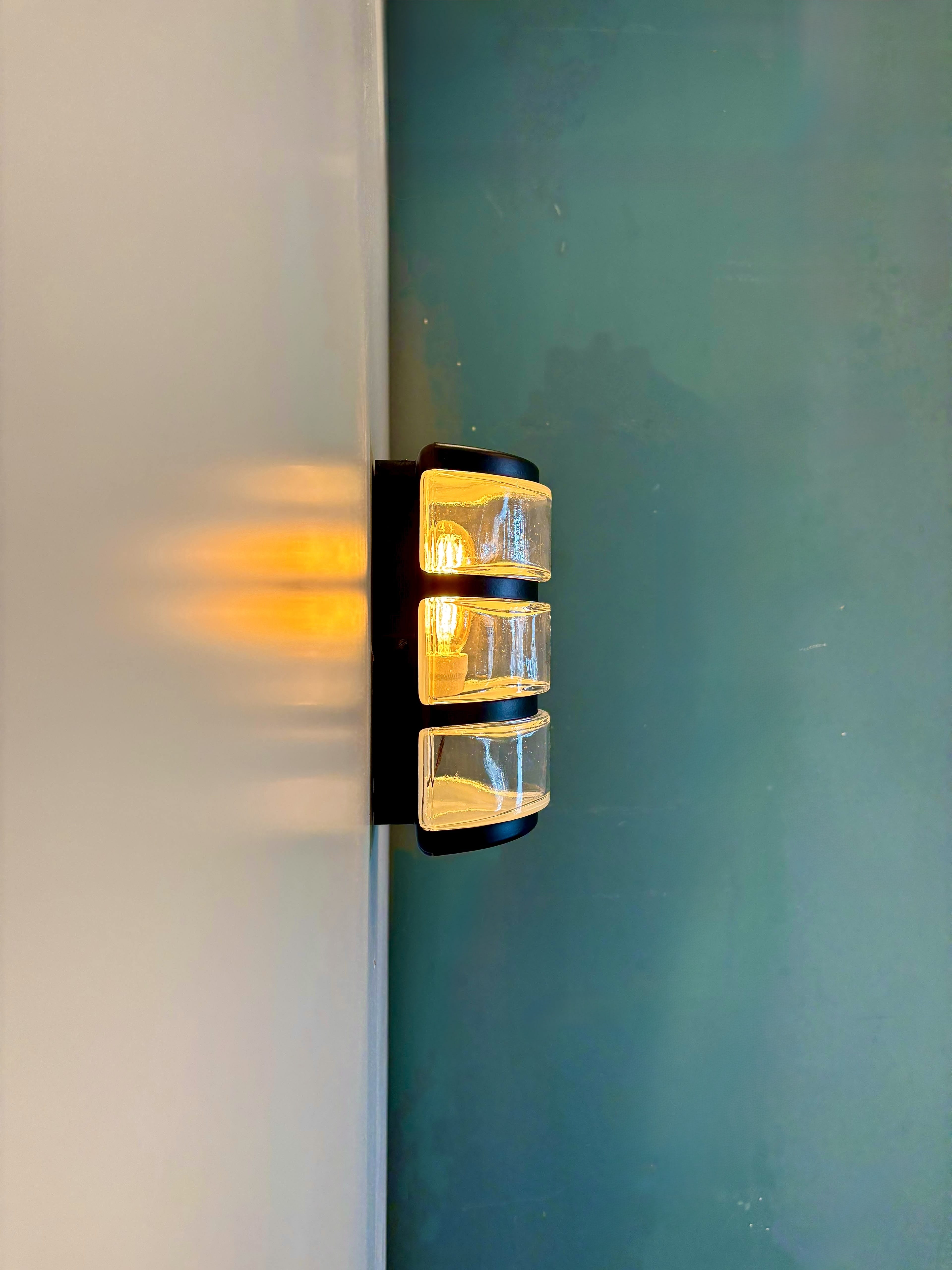 My Store LUNDA SEMIFLUSH GLASS Wall Sconce