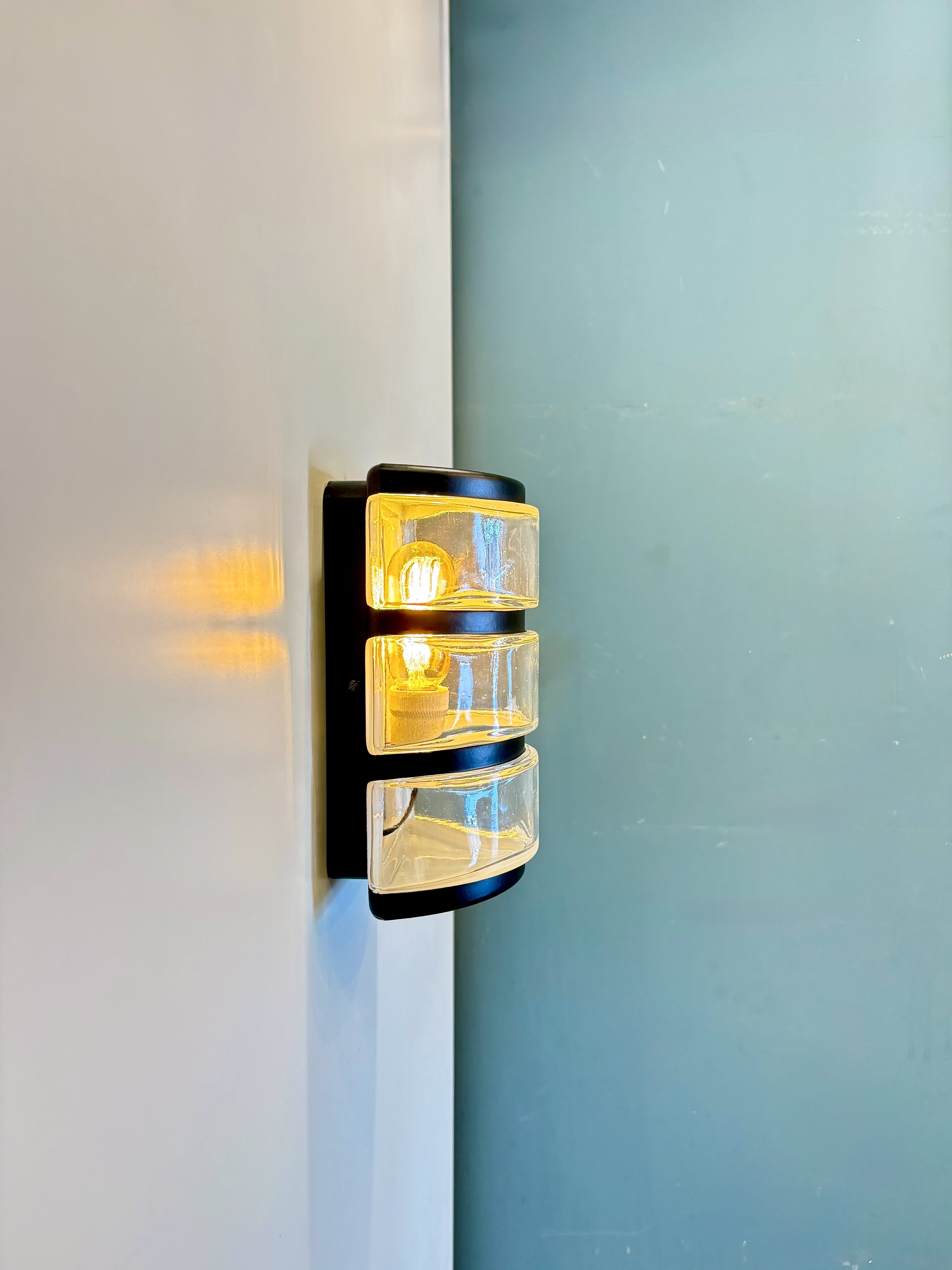 My Store LUNDA SEMIFLUSH GLASS Wall Sconce