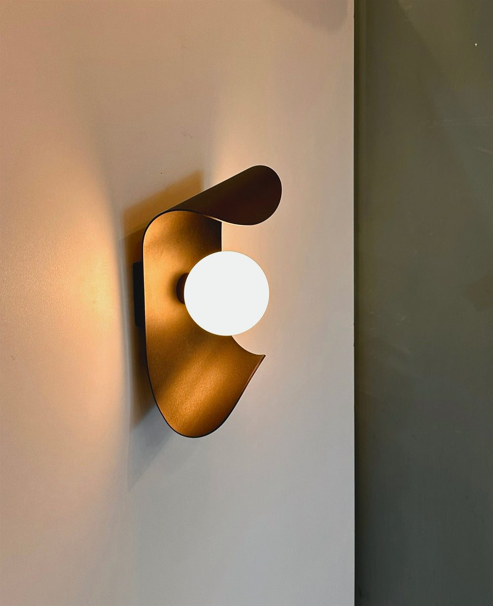 PERUGIA Wall Sconce