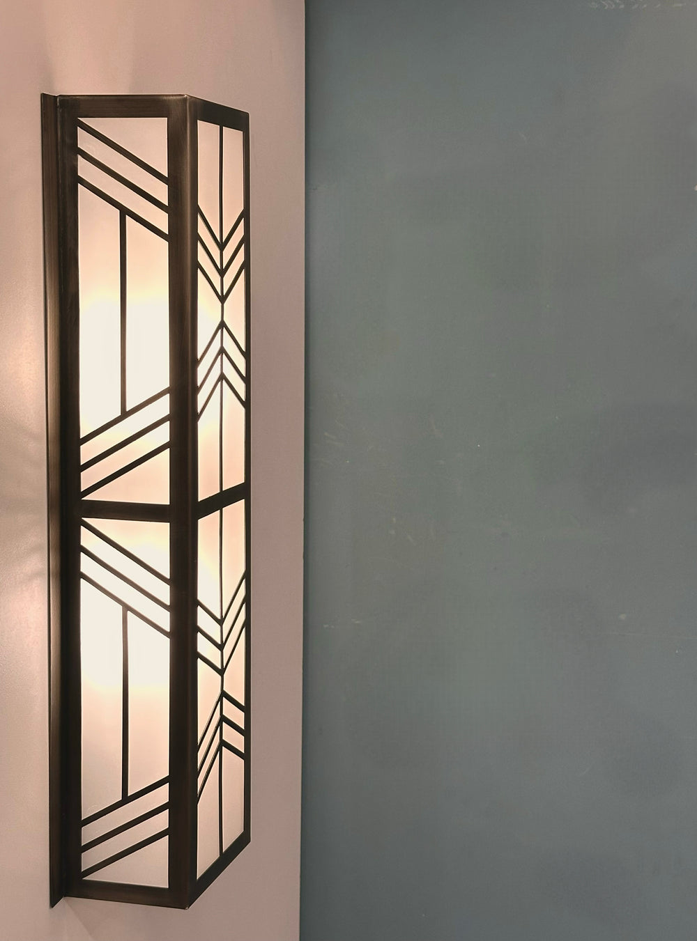 KLEVE Art Deco Sconce