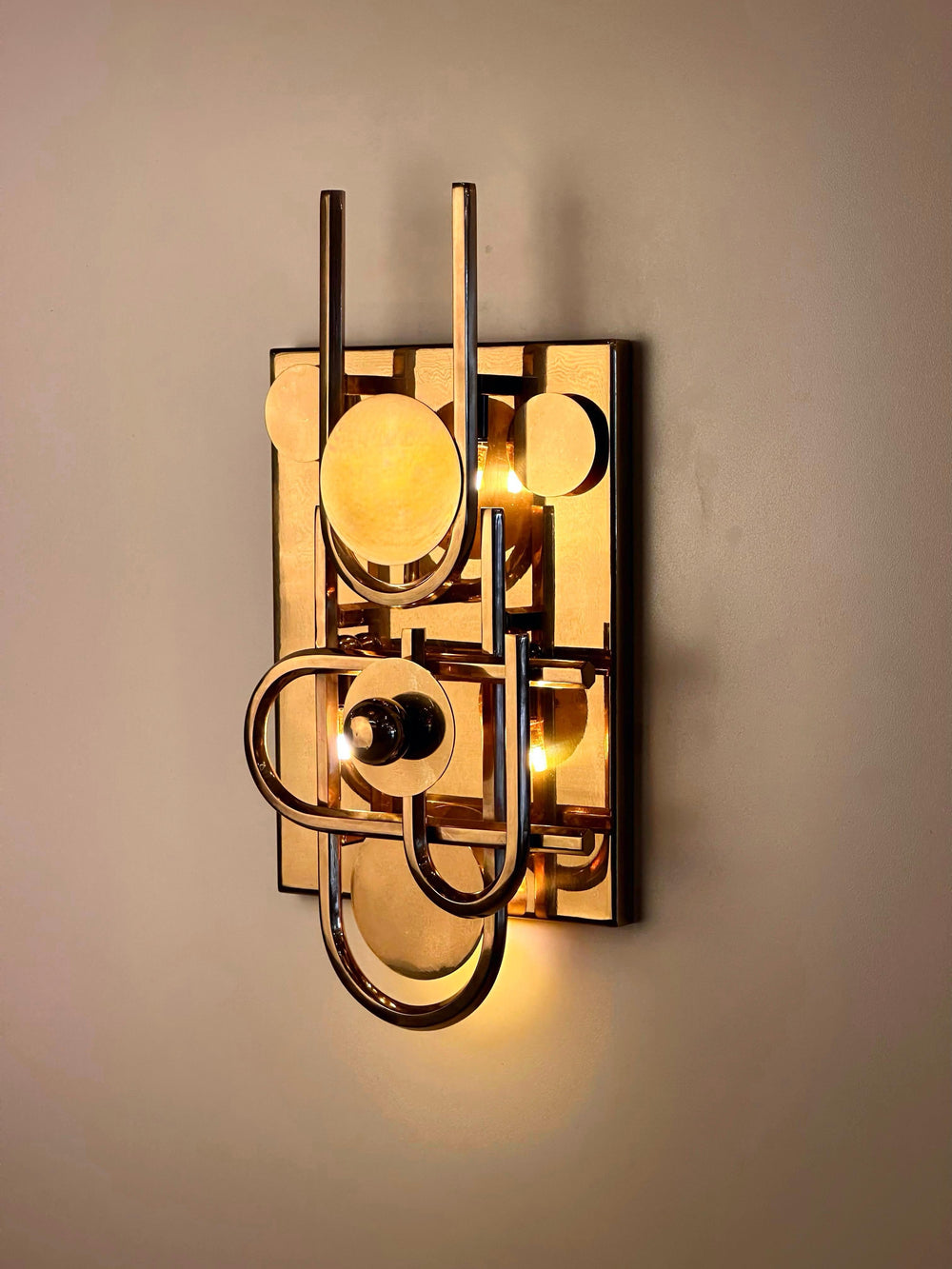 Escudo Royal Sculptural Brass Wall Sconce