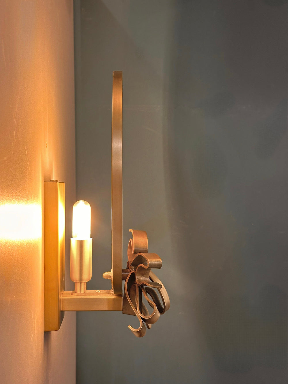 CALAIS Brass Wall Sconce